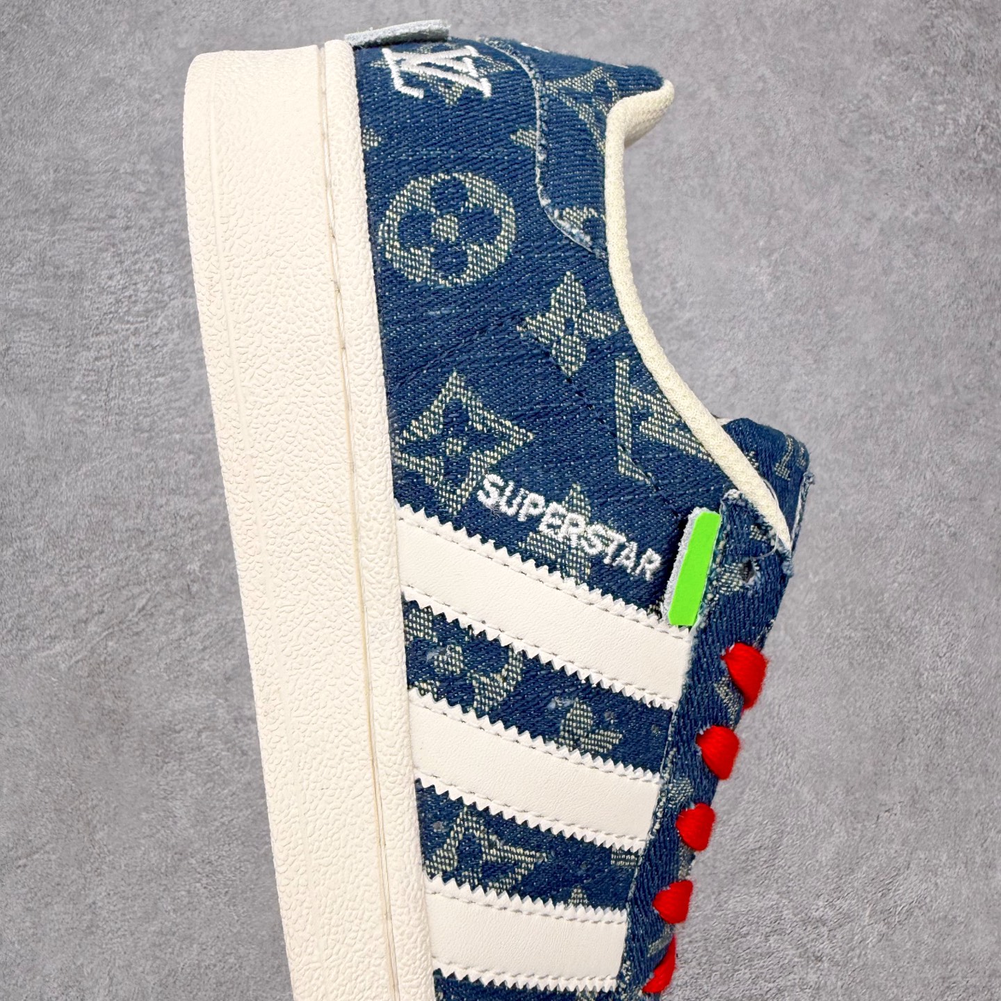 ＃HP虎扑清仓套现‼️AD Originals Superstar 经典复古贝壳头板鞋 圈内知名大厂出品
