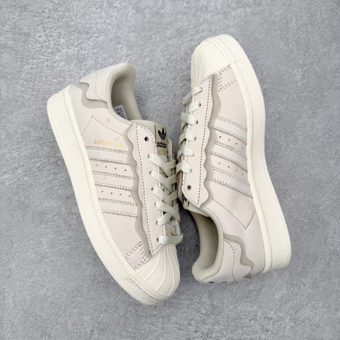 ＃HP虎扑清仓套现‼️AD Originals Superstar 经典复古贝壳头板鞋 圈内知名大厂出品