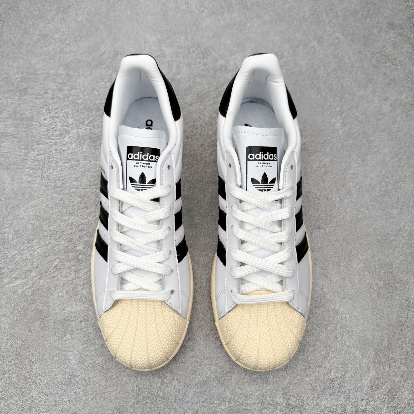 ＃HP虎扑清仓套现‼️AD Originals Superstar 经典复古贝壳头板鞋 圈内知名大厂出品