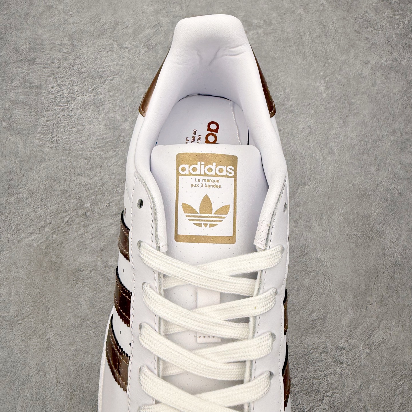＃HP虎扑清仓套现‼️AD Originals Superstar 经典复古贝壳头板鞋 圈内知名大厂出品