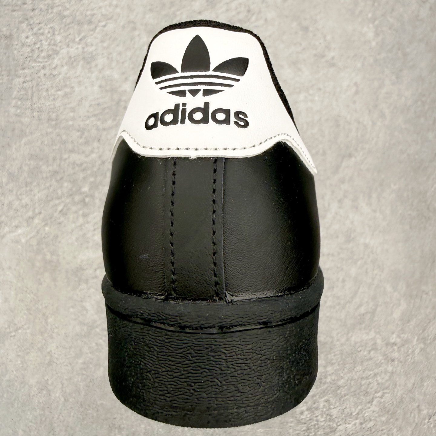 ＃HP虎扑清仓套现‼️AD Originals Superstar 经典复古贝壳头板鞋 圈内知名大厂出品