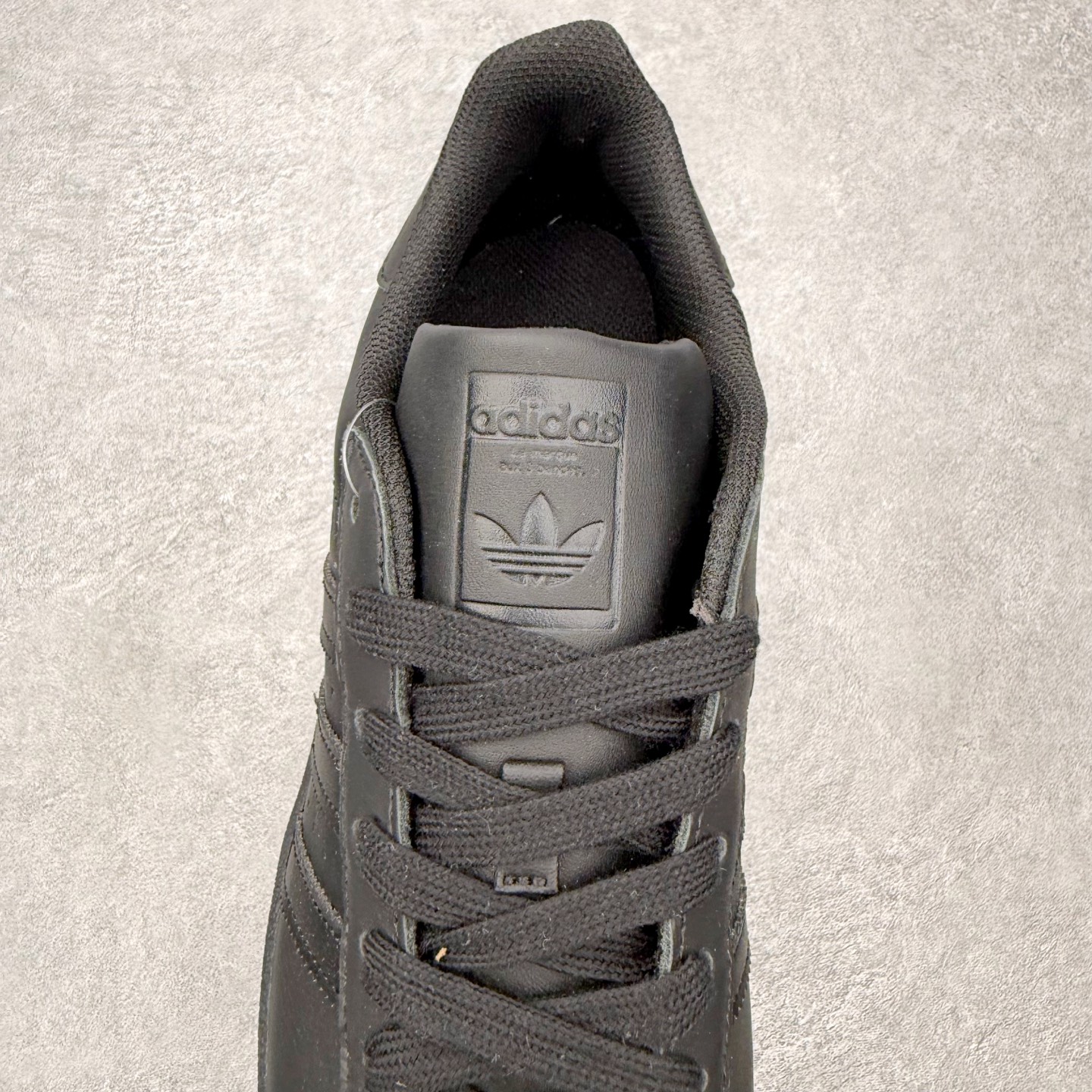＃HP虎扑清仓套现‼️AD Originals Superstar 经典复古贝壳头板鞋 圈内知名大厂出品