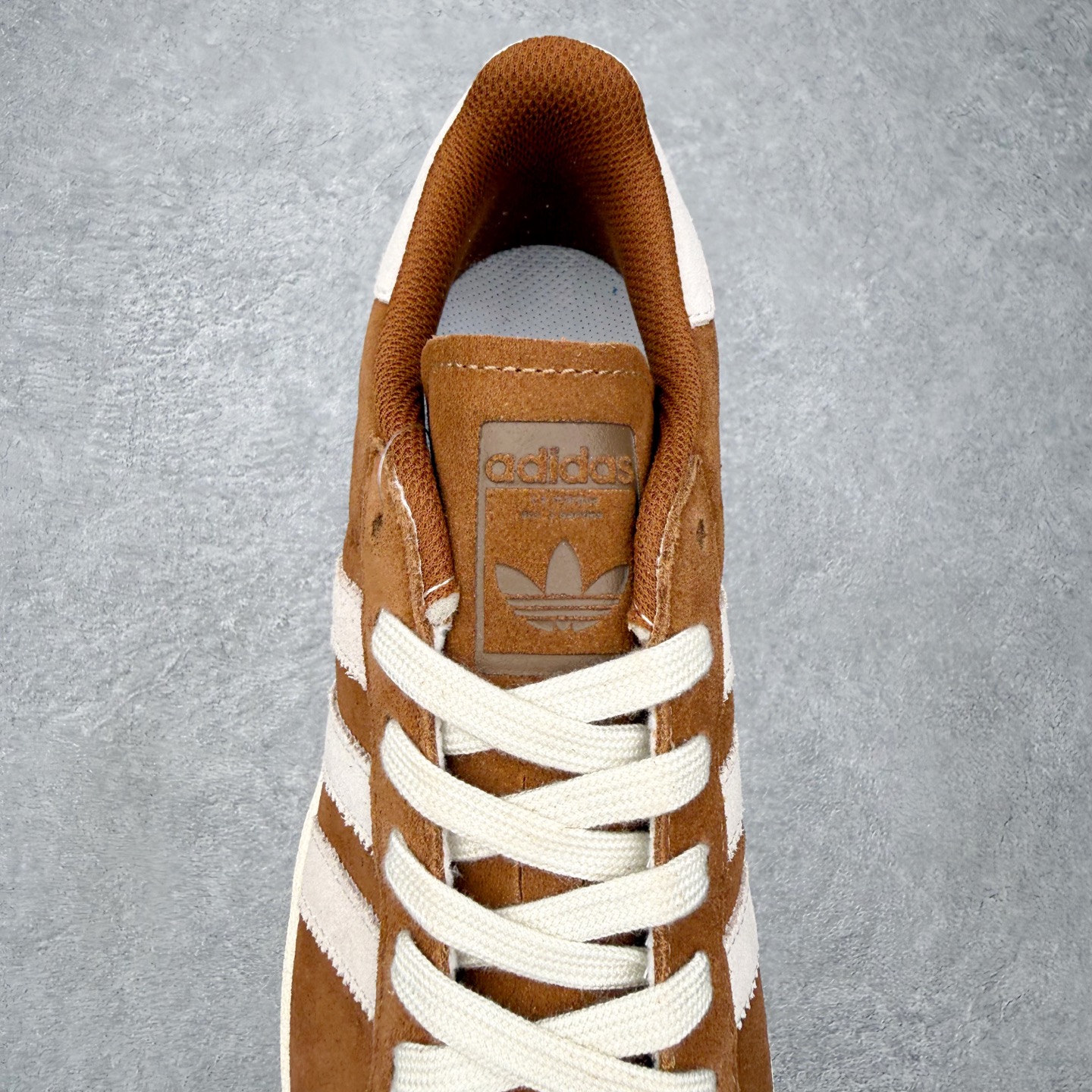＃HP虎扑清仓套现‼️AD Originals Superstar 经典复古贝壳头板鞋 圈内知名大厂出品