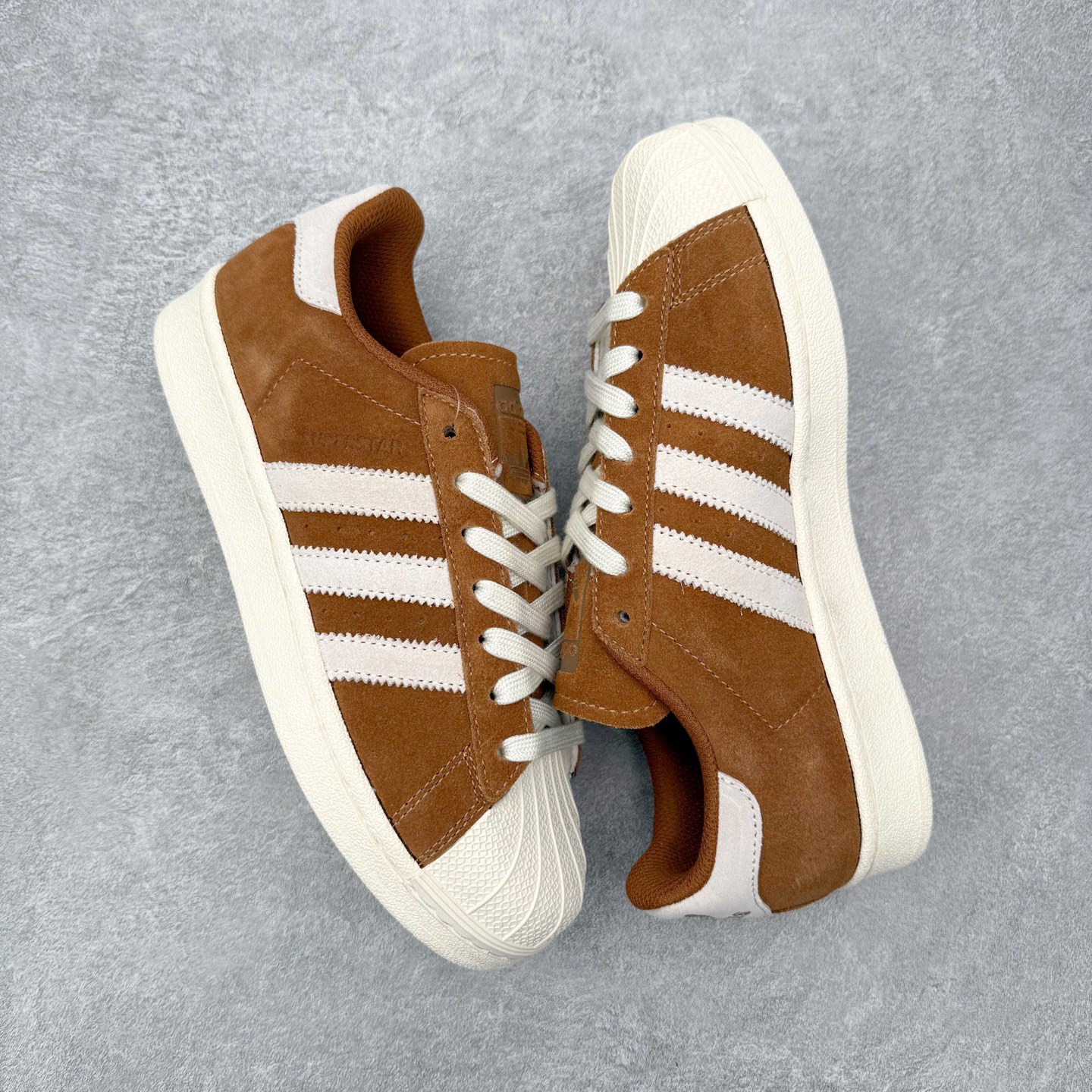 ＃HP虎扑清仓套现‼️AD Originals Superstar 经典复古贝壳头板鞋 圈内知名大厂出品