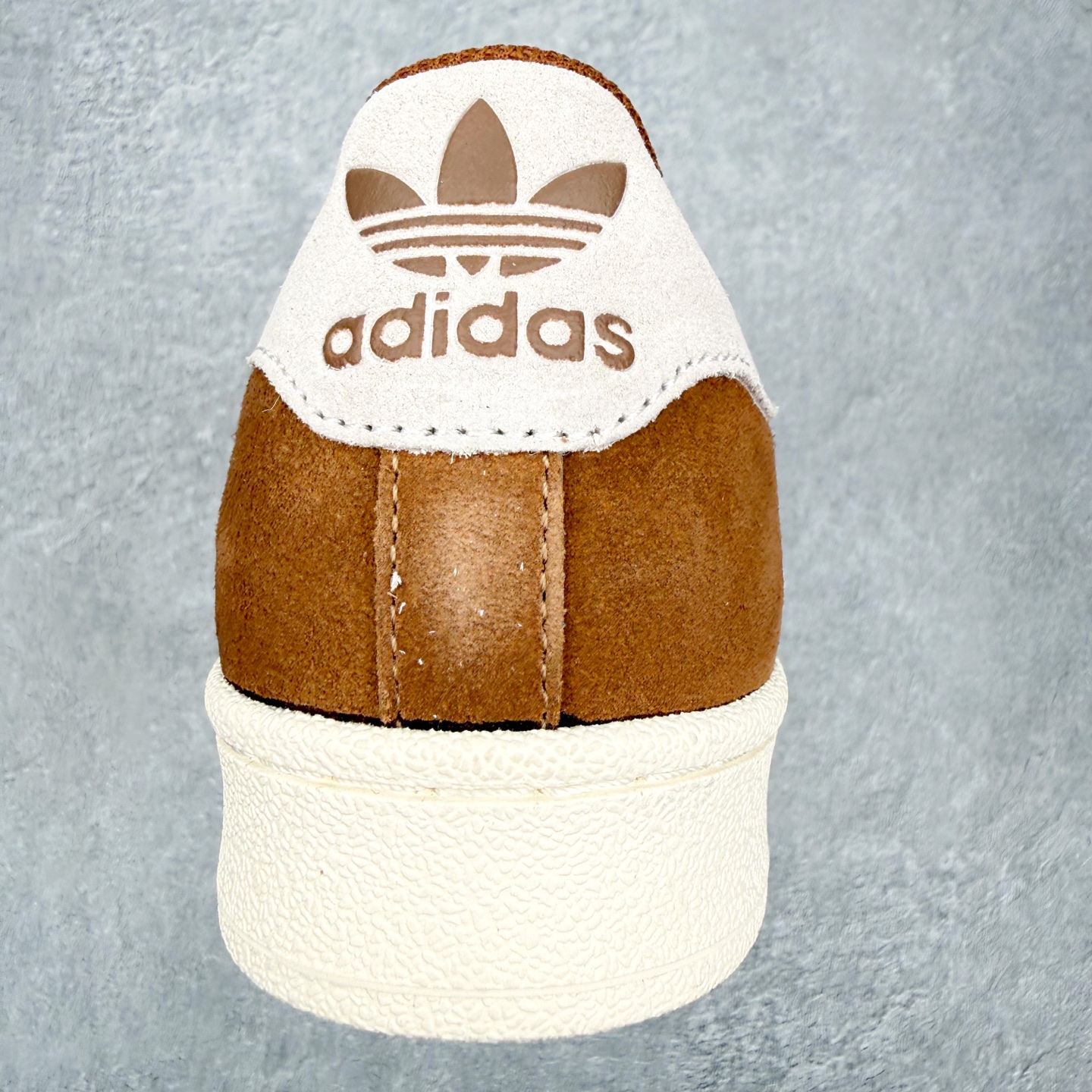 ＃HP虎扑清仓套现‼️AD Originals Superstar 经典复古贝壳头板鞋 圈内知名大厂出品