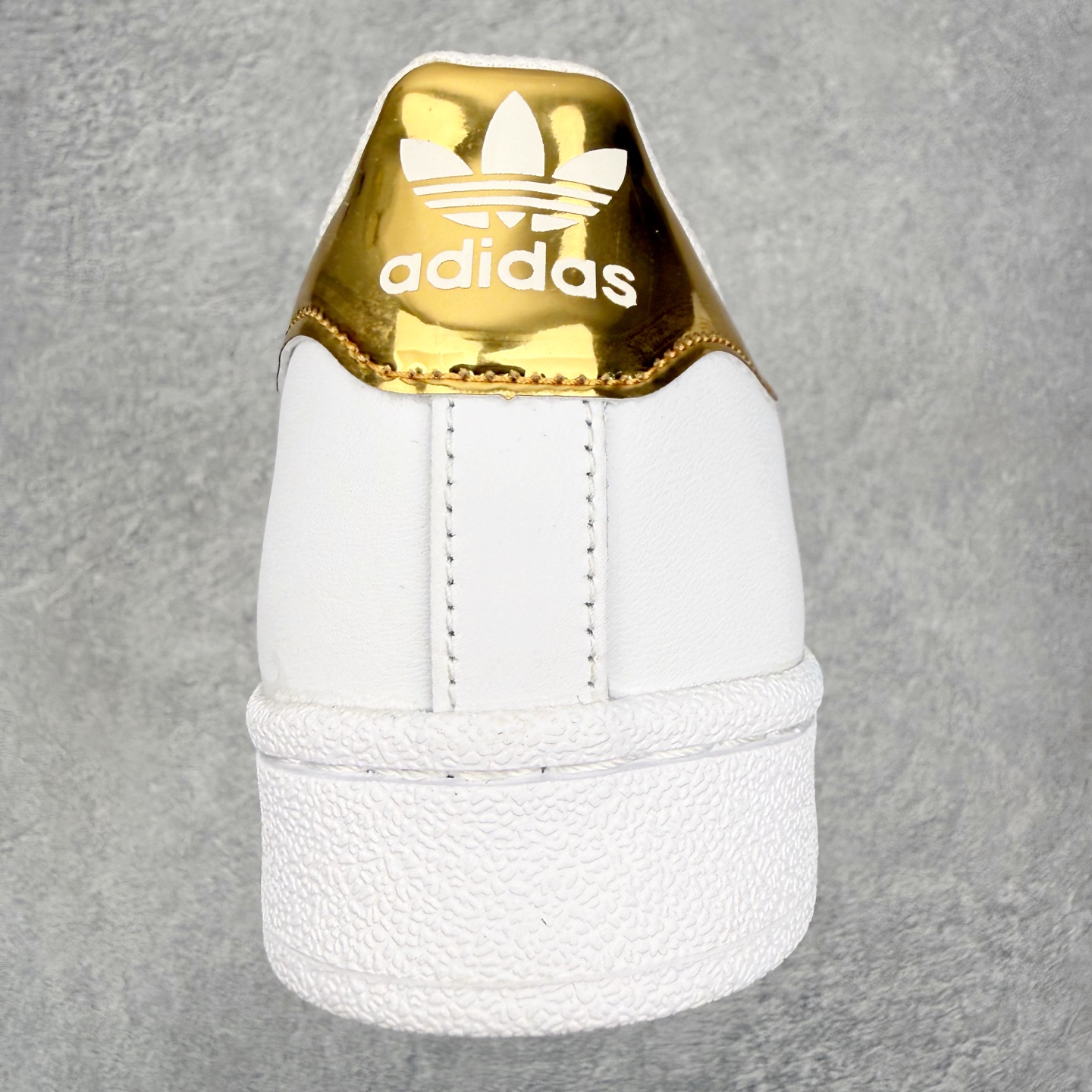 ＃HP虎扑清仓套现‼️AD Originals Superstar 经典复古贝壳头板鞋 圈内知名大厂出品