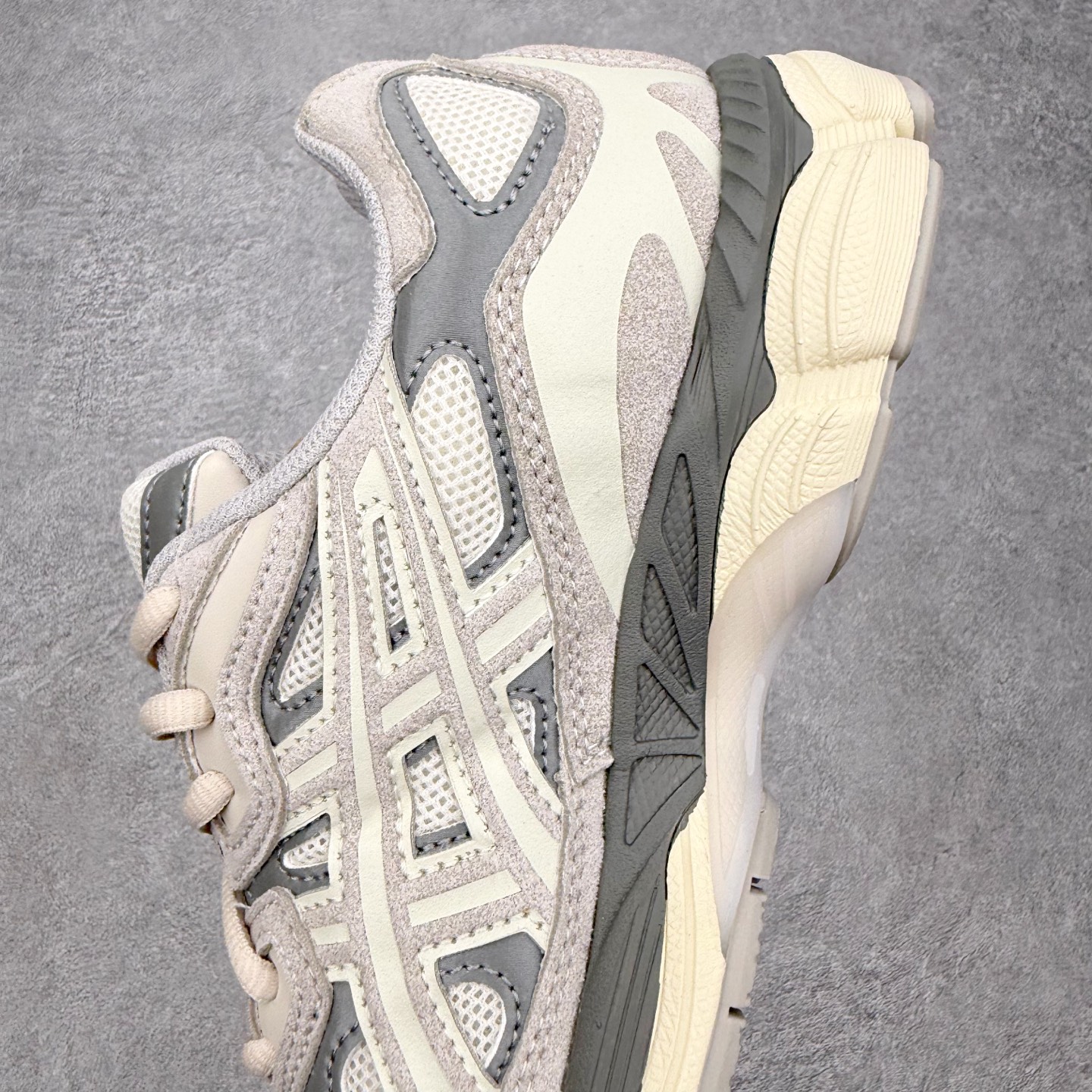 ASICS 亚瑟士 GEL-NYC 男子女子复古缓震休闲运动跑步鞋 1203A383-103 奶油燕麦灰