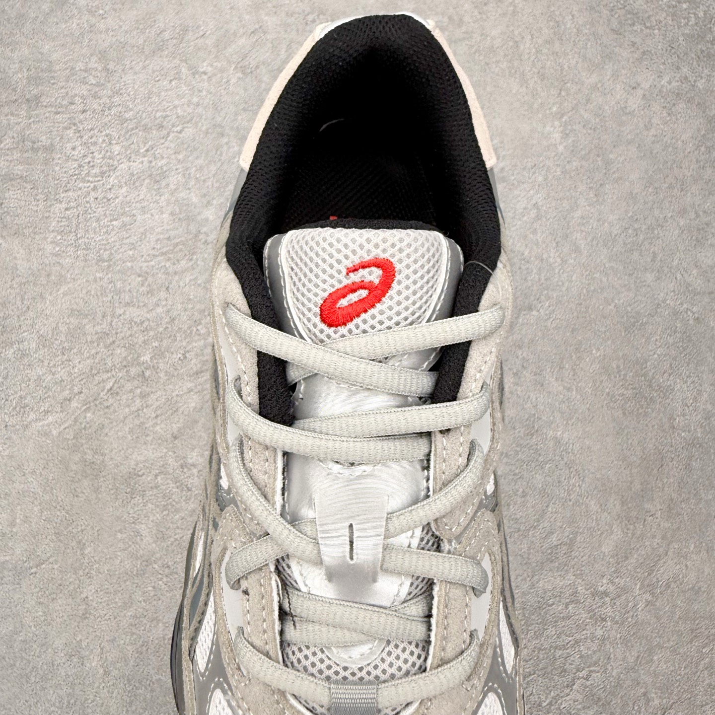 ASICS 亚瑟士 GEL-NYC 男子女子复古缓震休闲运动跑步鞋 1203A383-102 白灰红XN