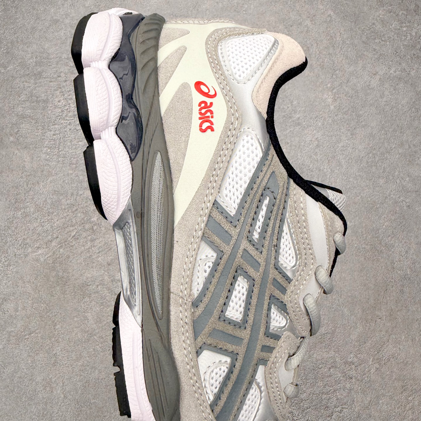 ASICS 亚瑟士 GEL-NYC 男子女子复古缓震休闲运动跑步鞋 1203A383-102 白灰红XN