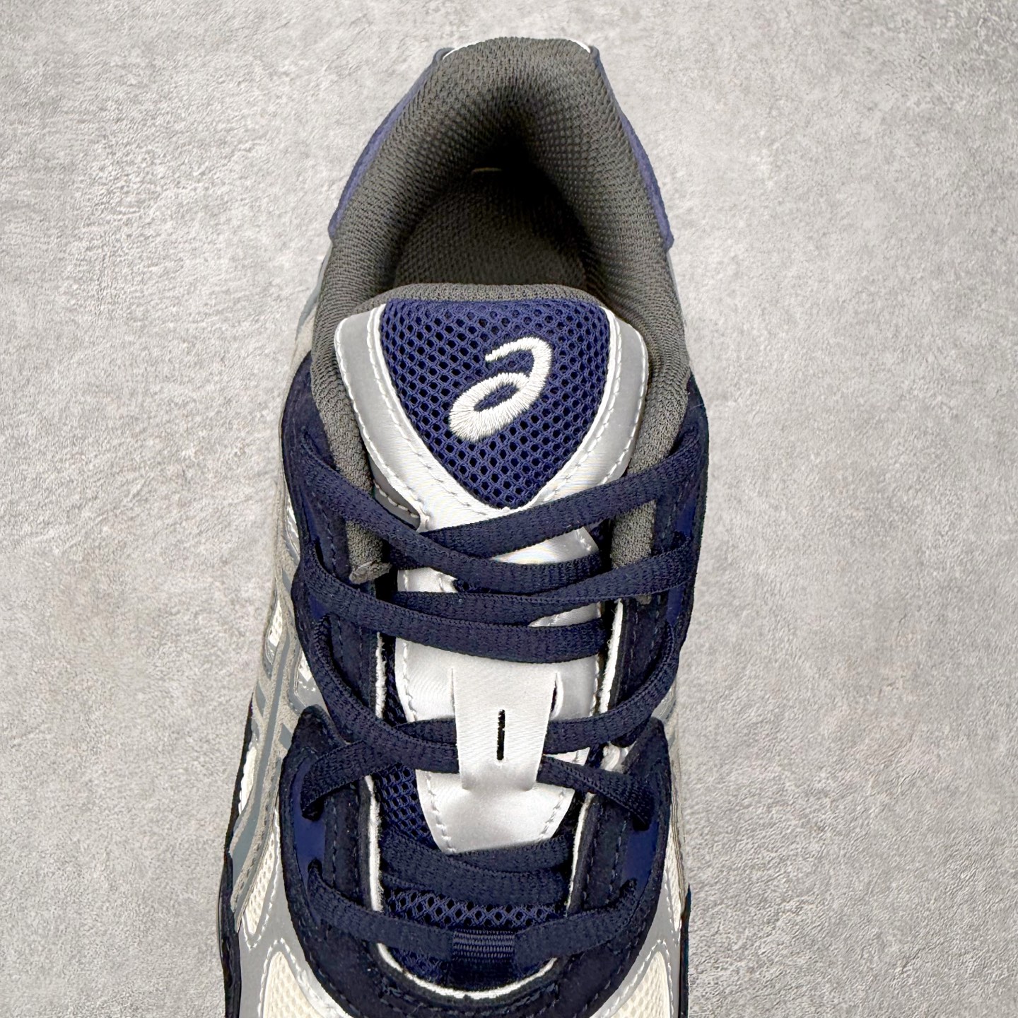 ASICS 亚瑟士 GEL-NYC 1201A789-100 Yankees 男子复古缓震休闲运动鞋 奶