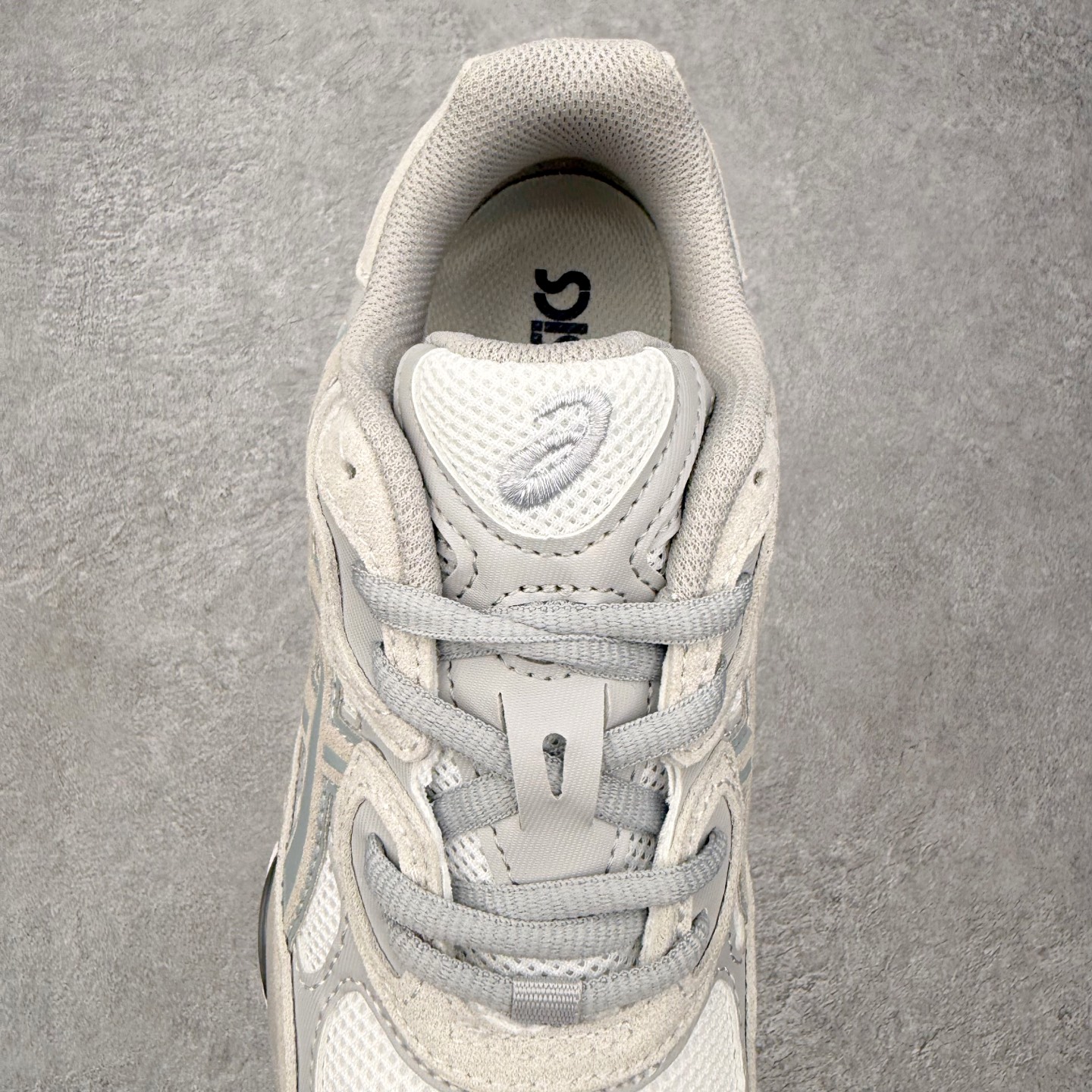 ＃ASICS 亚瑟士 GEL-NYC 男子女子复古缓震休闲运动鞋 1203A383-101 奶油燕麦绿X