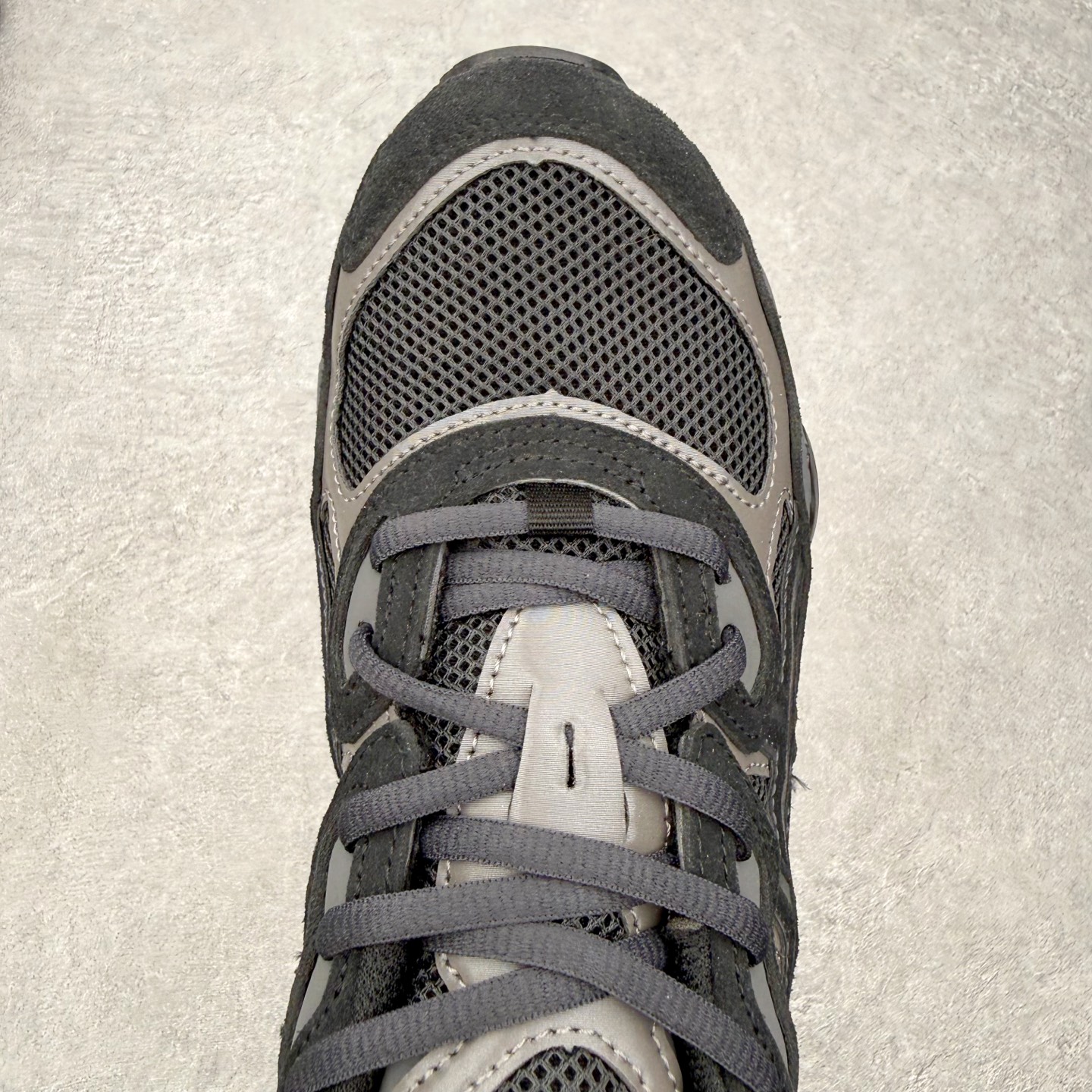 ＃ASICS 亚瑟士 GEL-NYC 男子复古缓震休闲运动跑步鞋 1203A383-002 石墨灰黑XN