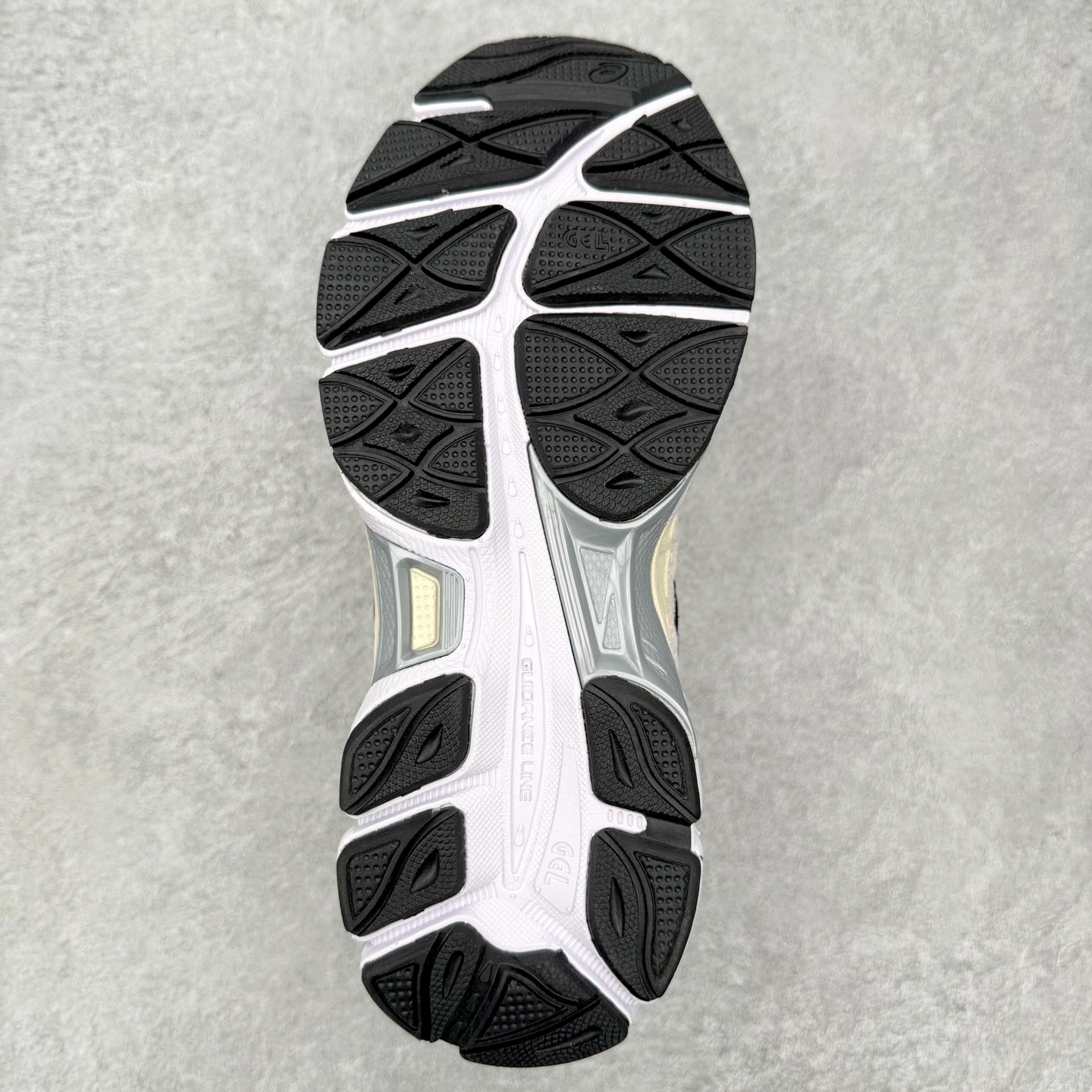 ＃ASICS 亚瑟士 GEL-NYC 男子女子复古缓震休闲运动鞋 1203A788-101 白蓝灰XN 