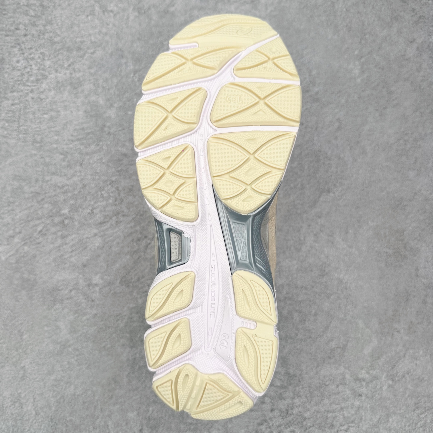 ASICS 亚瑟士 GEL-NYC 男子女子复古缓震休闲运动鞋 1203A383-101 奶油燕麦灰银X