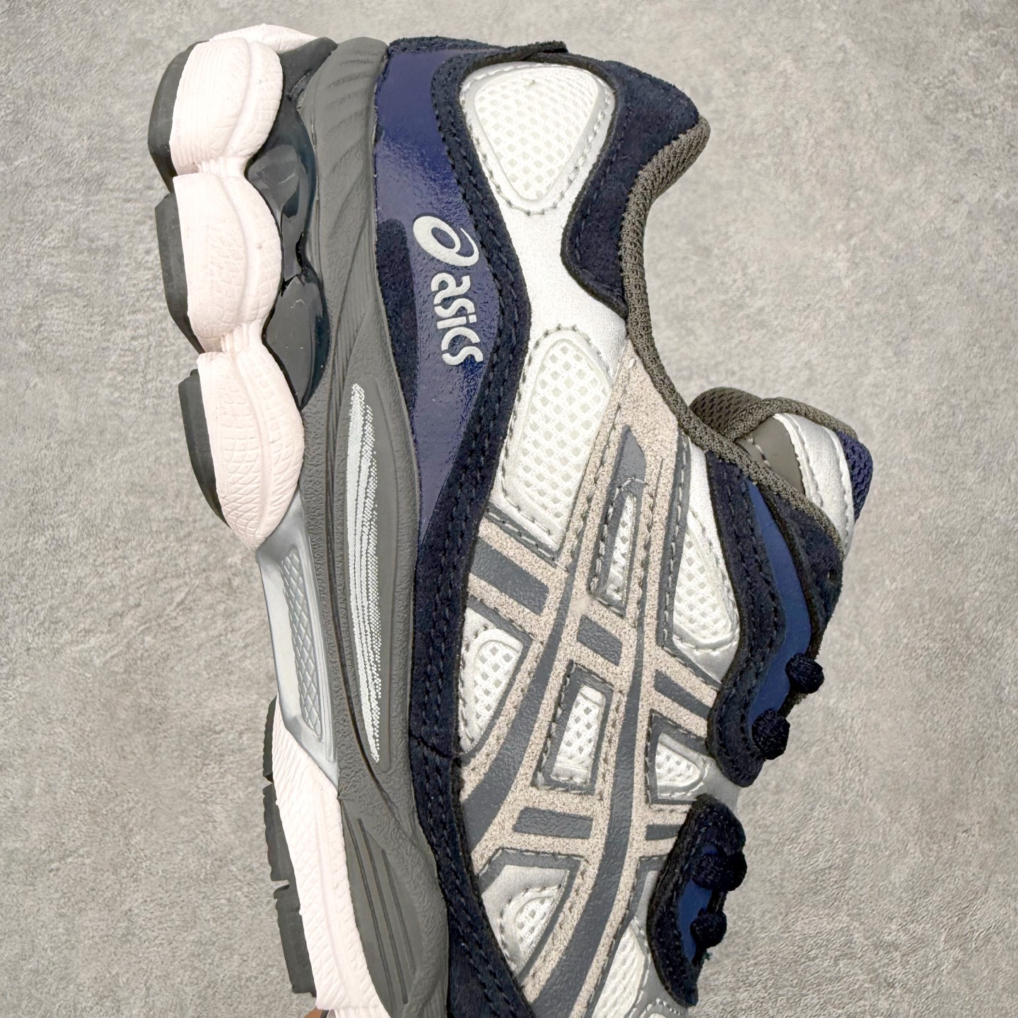 ASICS Gel-NYC 