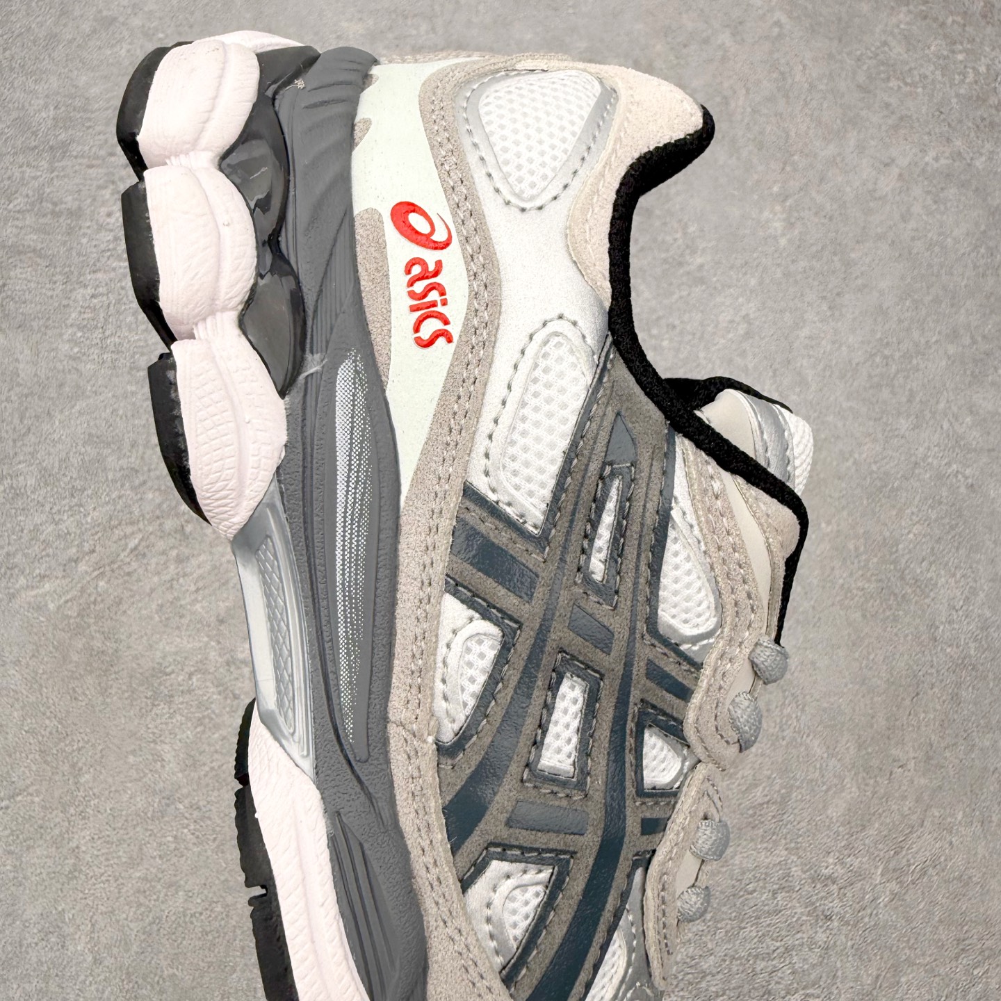 ASICS Gel-NYC 