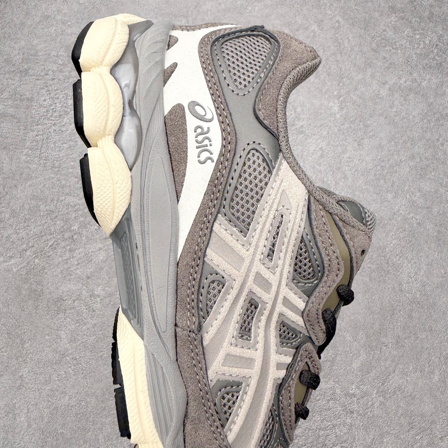 ASICS Gel-NYC 