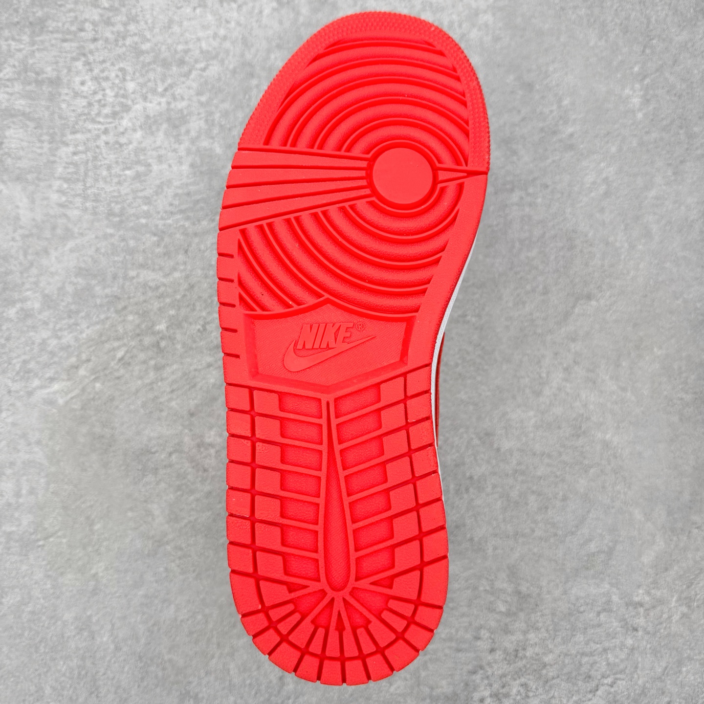 ＃ K版 Air Jordan AJ1 Low 低帮 DC0774-110 全新流水线出品 DT版本唯一