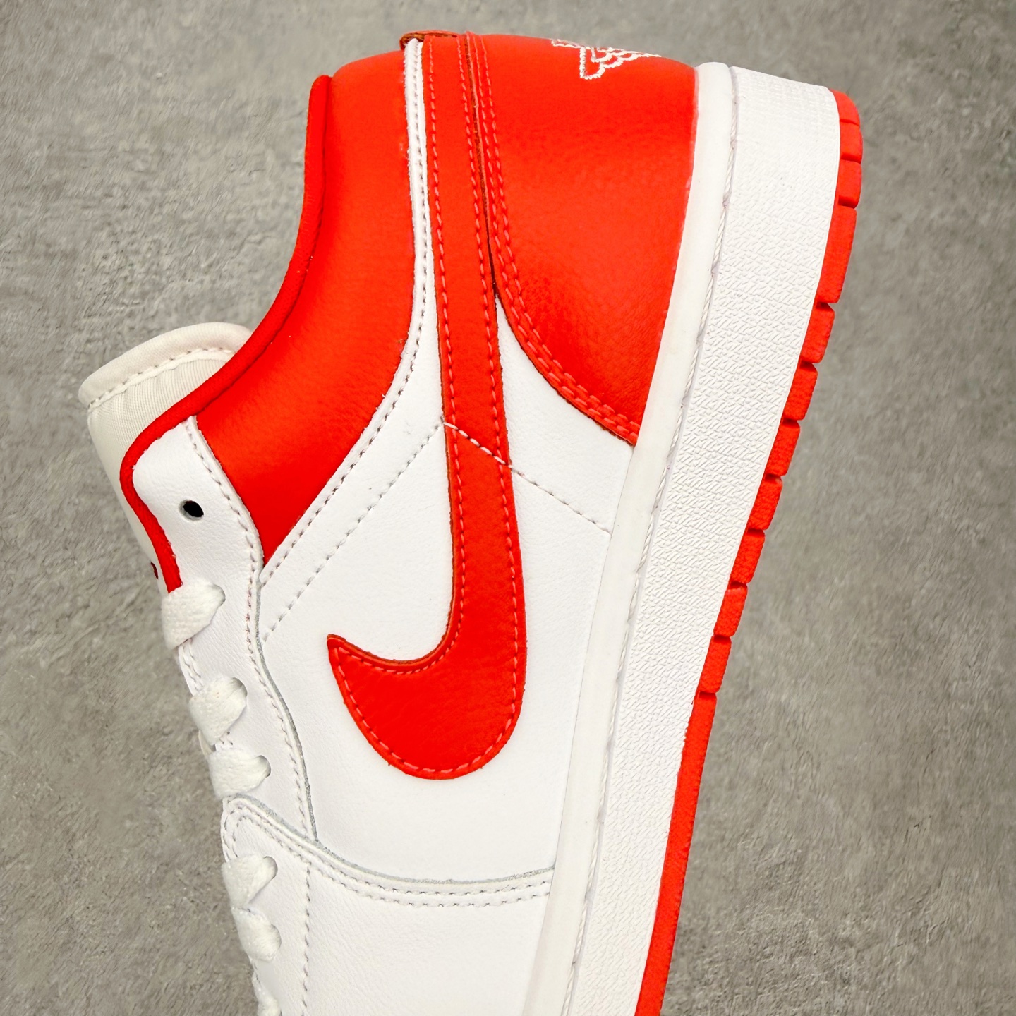 ＃ K版 Air Jordan AJ1 Low 低帮 DC0774-110 全新流水线出品 DT版本唯一