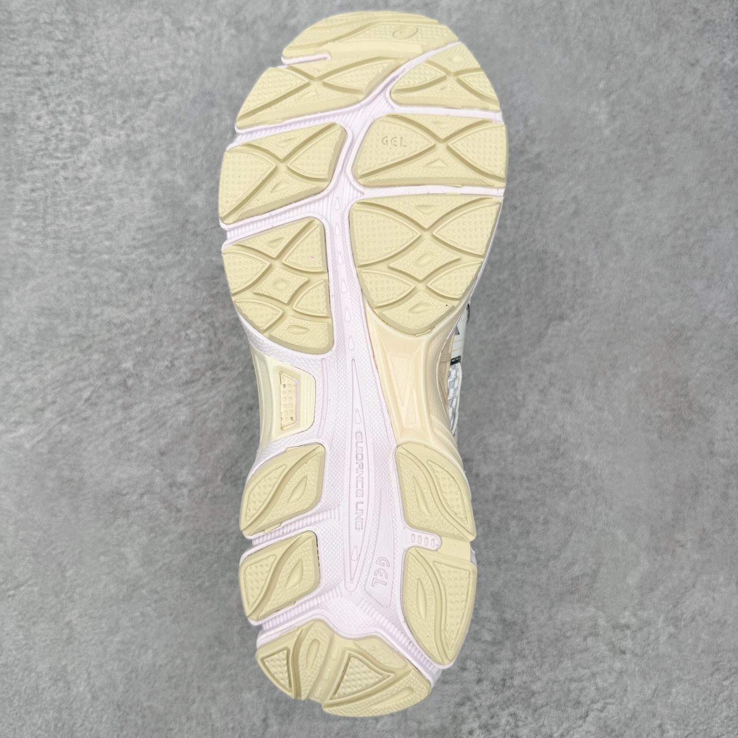 ASICS Gel-Cumulus 16 TG 联名款舒适 低帮跑步鞋 男女同款 男女同款 ASICS（