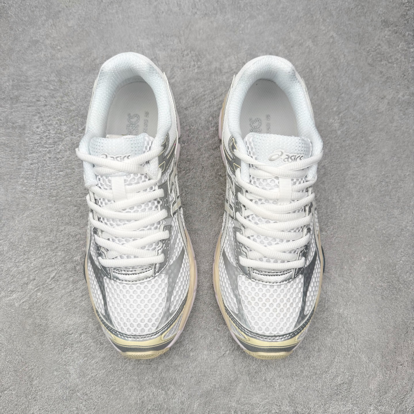 ASICS Gel-Cumulus 16 TG 联名款舒适 低帮跑步鞋 男女同款 男女同款 ASICS（