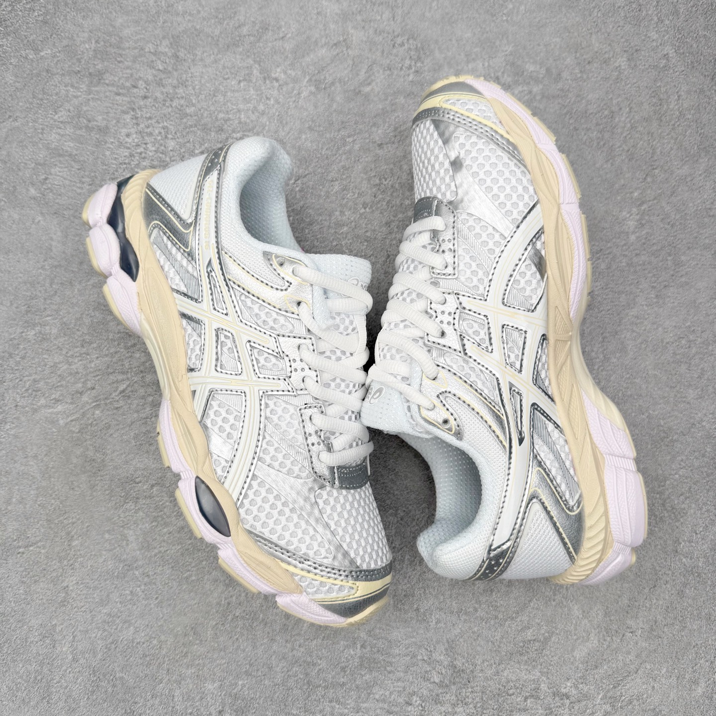 ASICS Gel-Cumulus 16 TG 联名款舒适 低帮跑步鞋 男女同款 男女同款 ASICS（