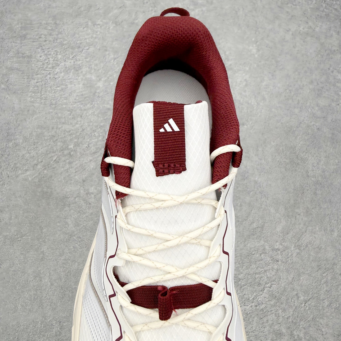 adidas 阿迪达斯 TERREX FREEHIKER LT 男子超轻防泼水户外徒步登山鞋 KK188