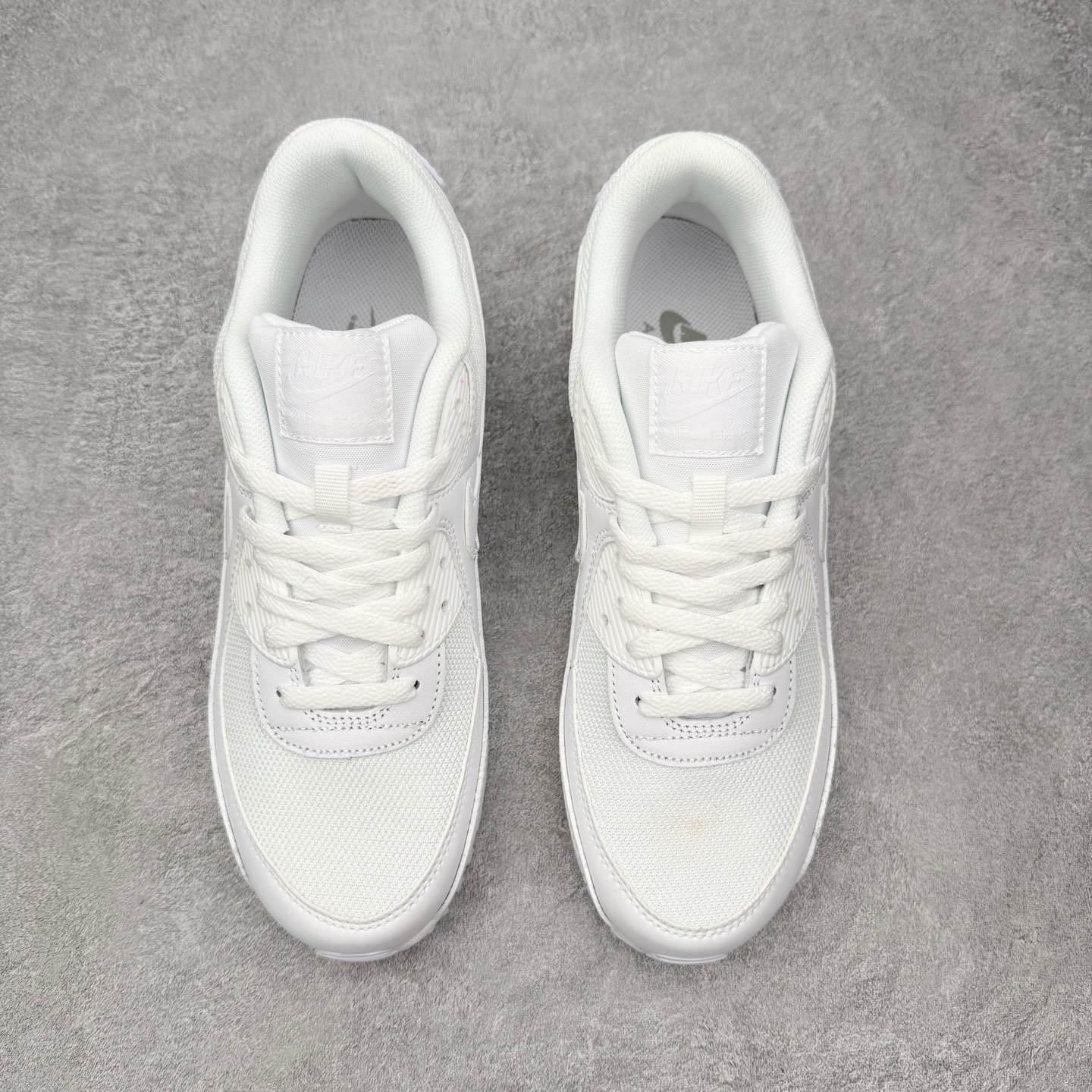 ＃ NK Air MAX 90 气垫复古减震跑步鞋 DH8010-100 经典重温 独家陆续补货 外单专