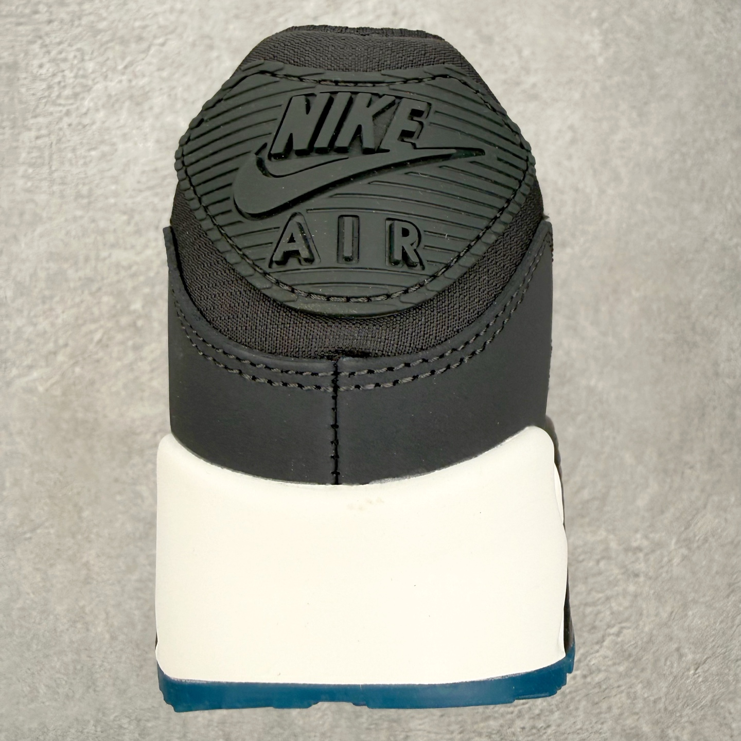 ＃ NK Air MAX 90 气垫复古减震跑步鞋 FV0381-001 经典重温 独家陆续补货 外单专