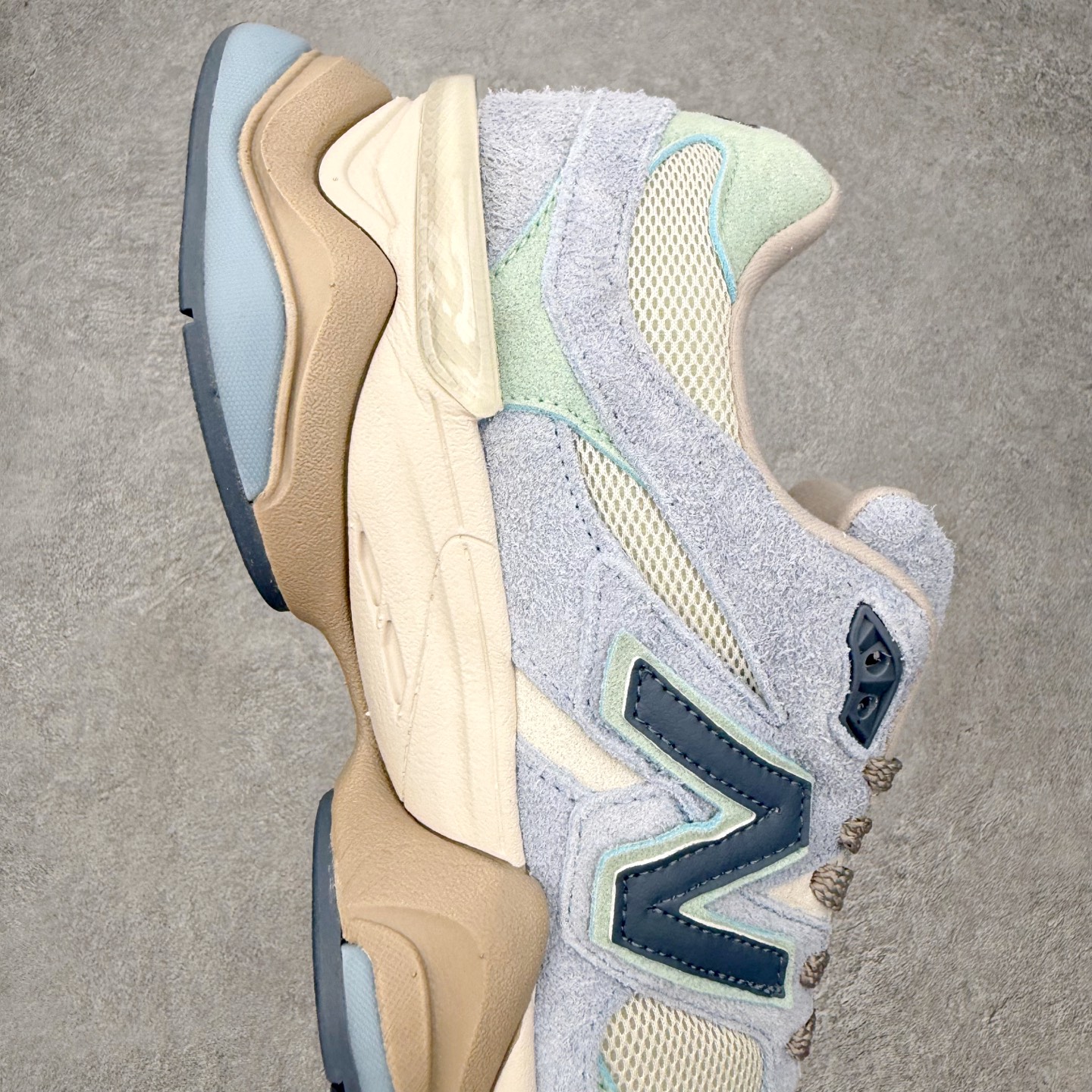 New Balance 9060 Pearl Grey Linen 珍珠灰/北极灰 复古老爹鞋 运动鞋 