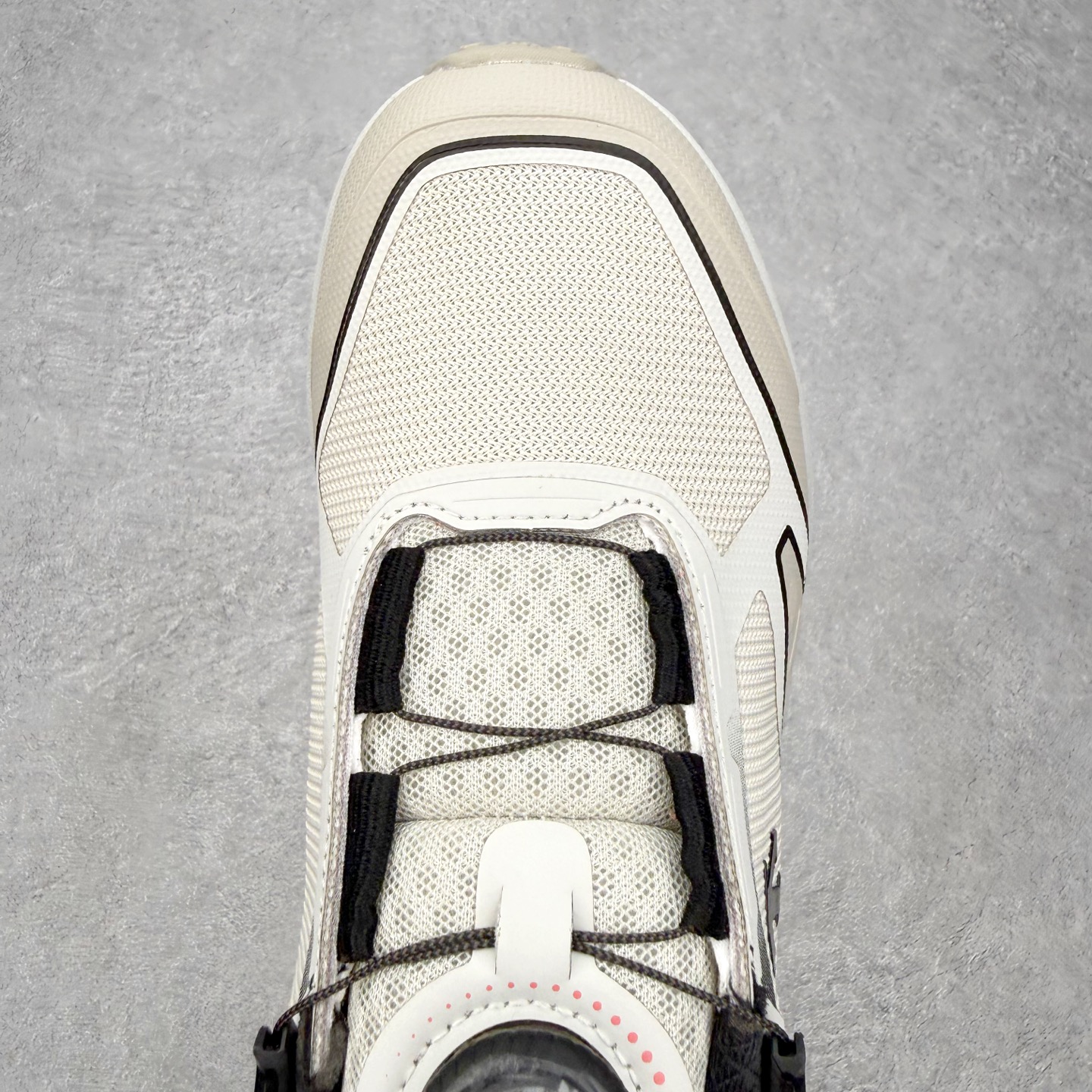迪桑特DESCENTE Dualis 织物 PRIME GTX WIRE 2.0 BOA 防水低帮生活休