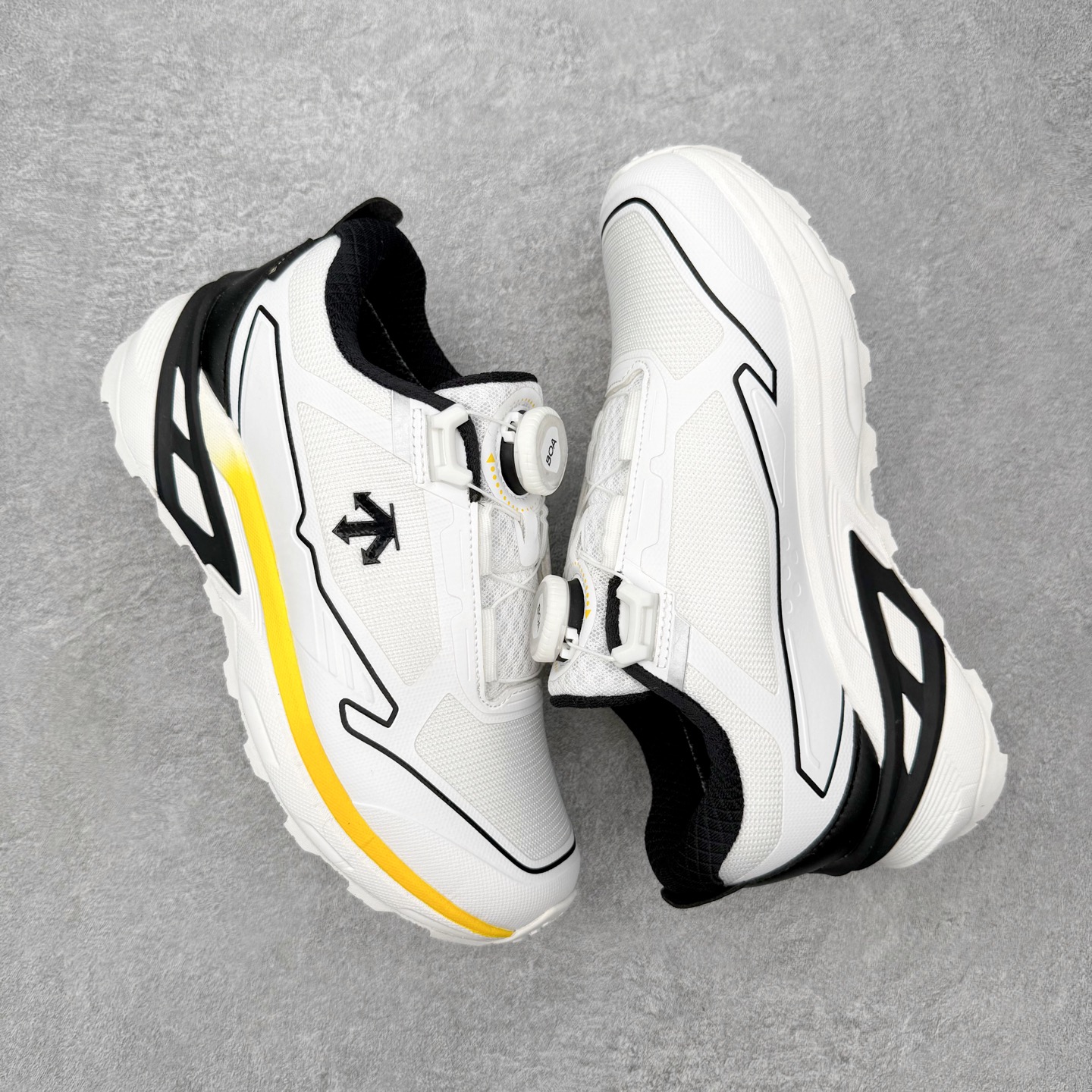迪桑特DESCENTE Dualis 织物 PRIME GTX WIRE 2.0 BOA 防水低帮生活休