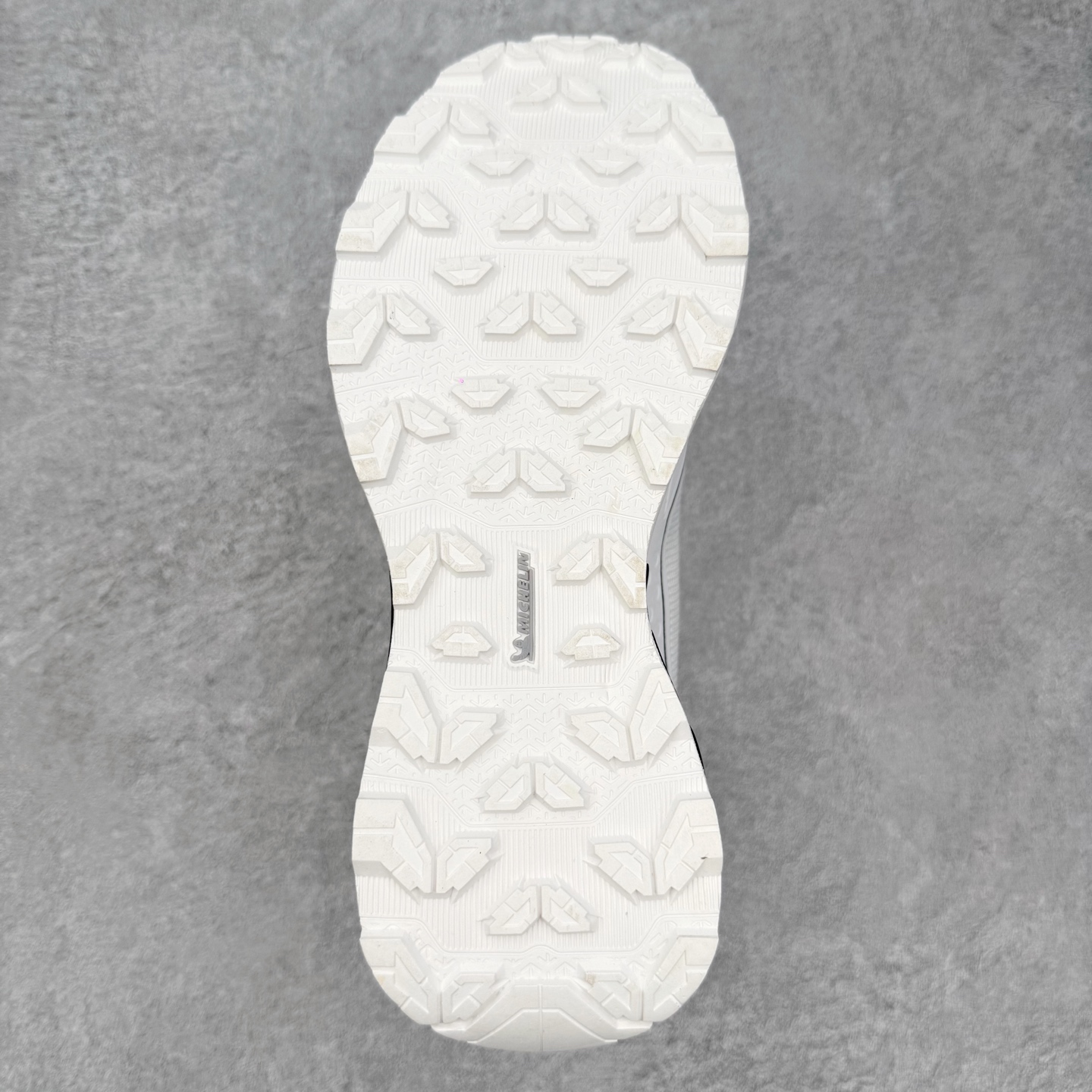 迪桑特DESCENTE Dualis 织物 PRIME GTX WIRE 2.0 BOA 防水低帮生活休