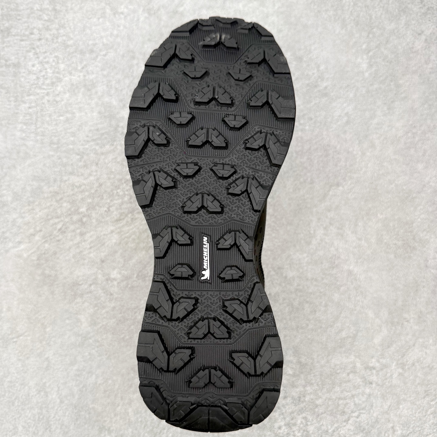 迪桑特DESCENTE Dualis 织物 PRIME GTX WIRE 2.0 BOA 防水低帮生活休