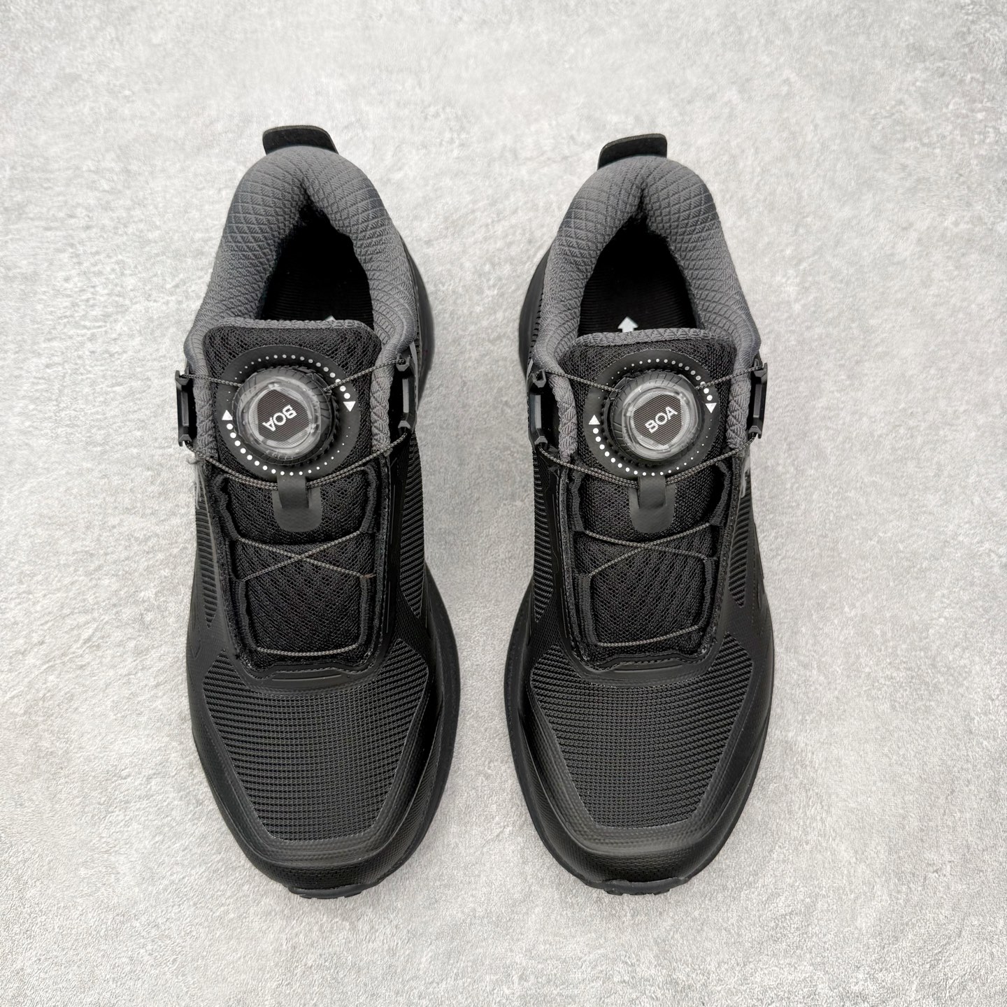 迪桑特DESCENTE Dualis 织物 PRIME GTX WIRE 2.0 BOA 防水低帮生活休