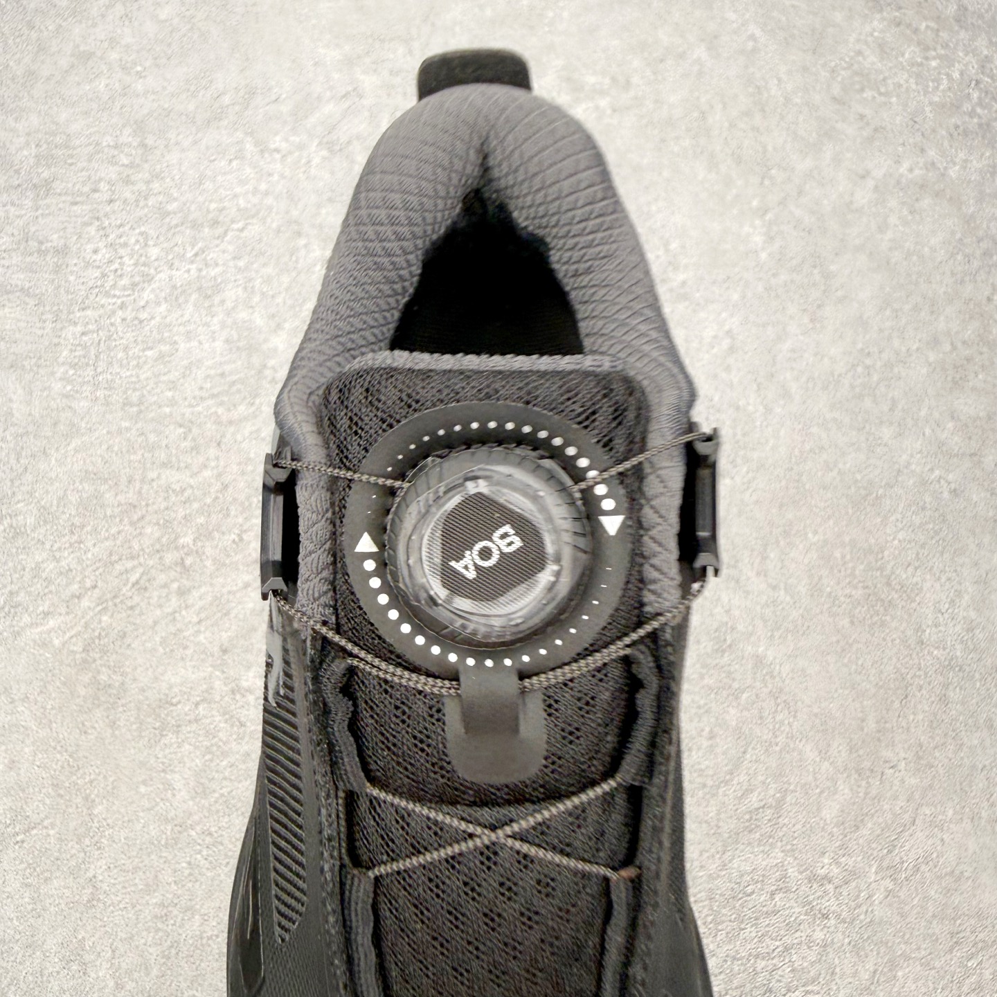 迪桑特DESCENTE Dualis 织物 PRIME GTX WIRE 2.0 BOA 防水低帮生活休