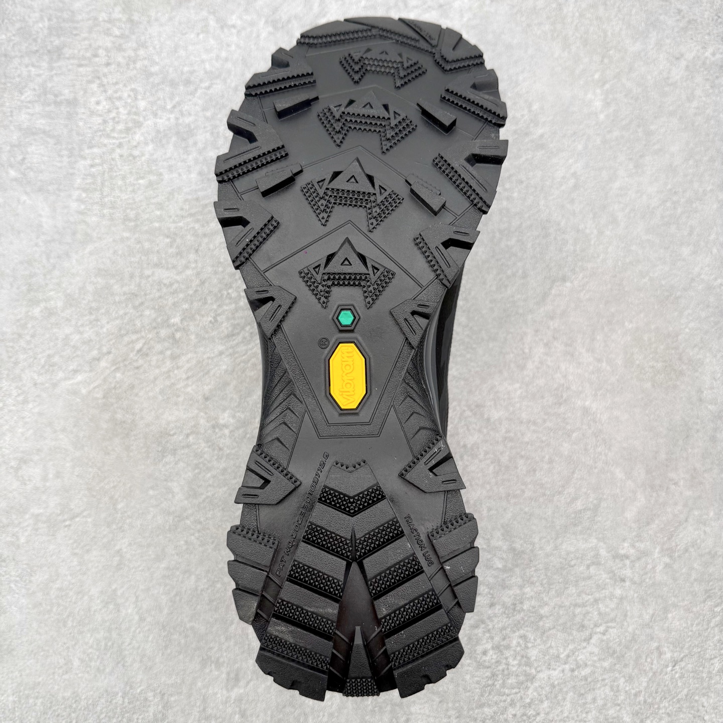KAILAS 凯乐石远征5代 FLT 舒适简约经典登山 防滑耐磨防水低帮徒步鞋 KAILAS凯乐石品牌是