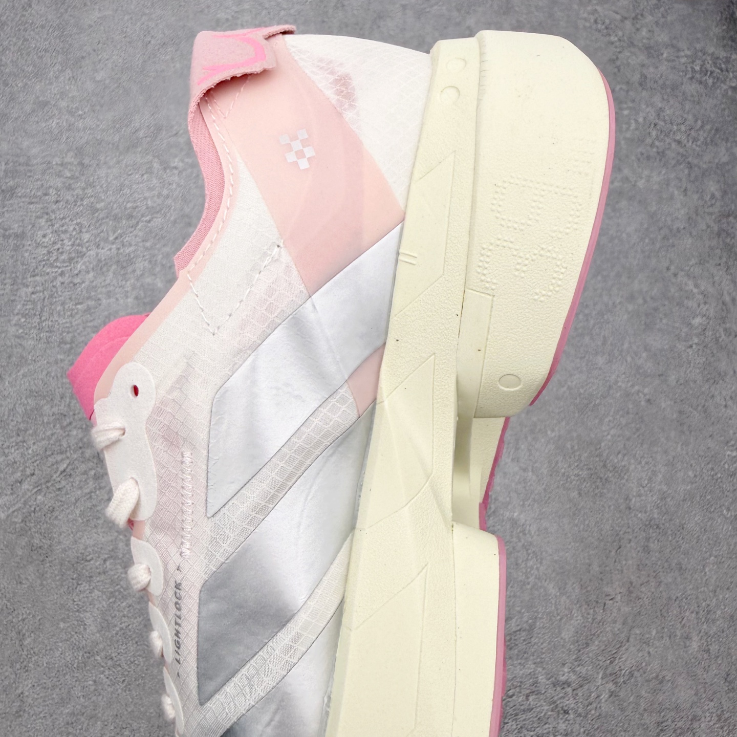 AD Adizero Adios Pro 4 马拉松竞速专业跑鞋 JQ4445 CELERMESH针织网