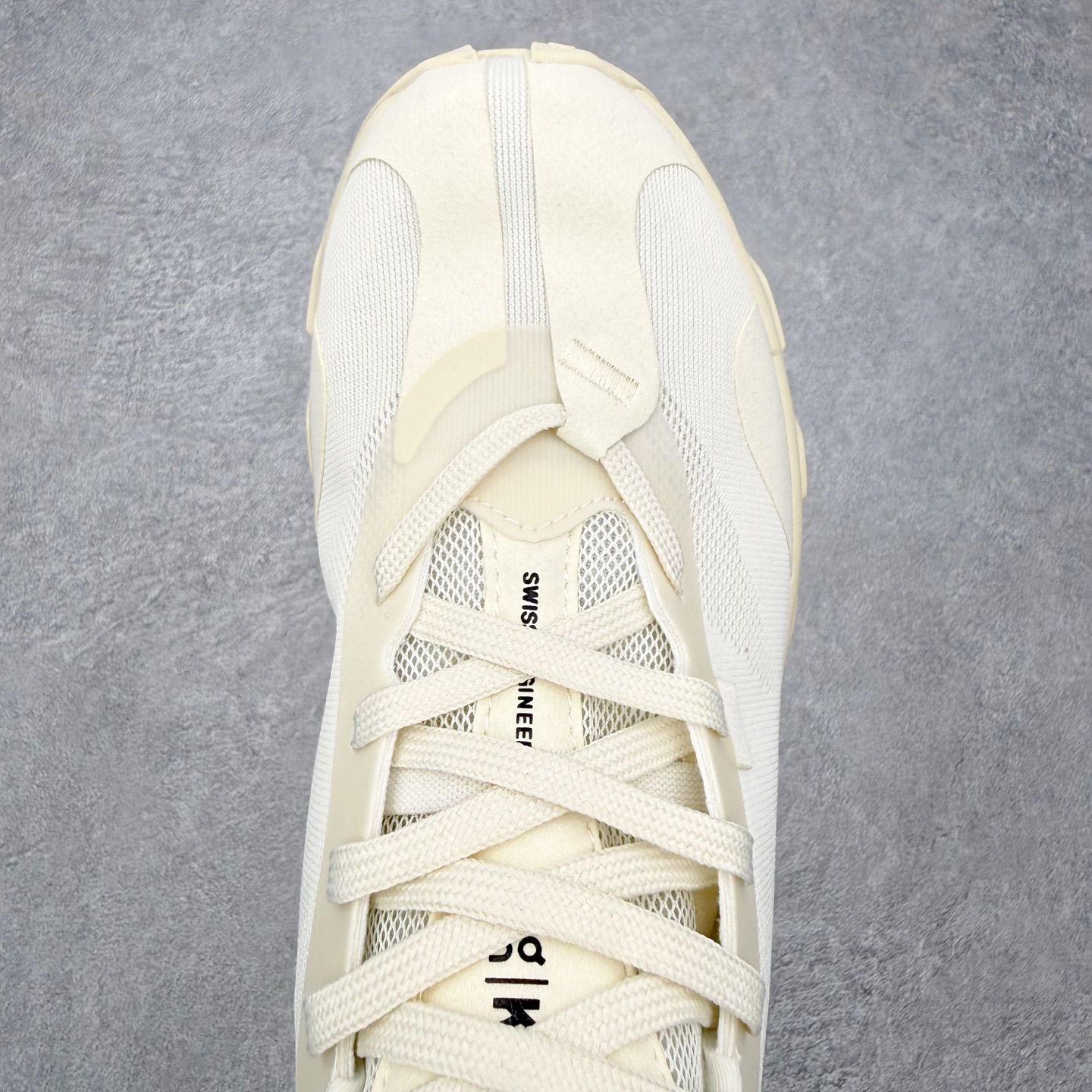 On x KITH K-Tech 1 昂跑舒适贴合透气跑步鞋 黑色四层组合大底 原数据开版这款联名跑鞋采