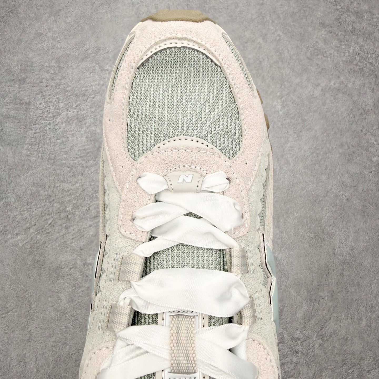 New Balance NB204L 舒适百搭耐磨轻便低帮 生活休闲鞋 男女同款 尺码：36 37 37