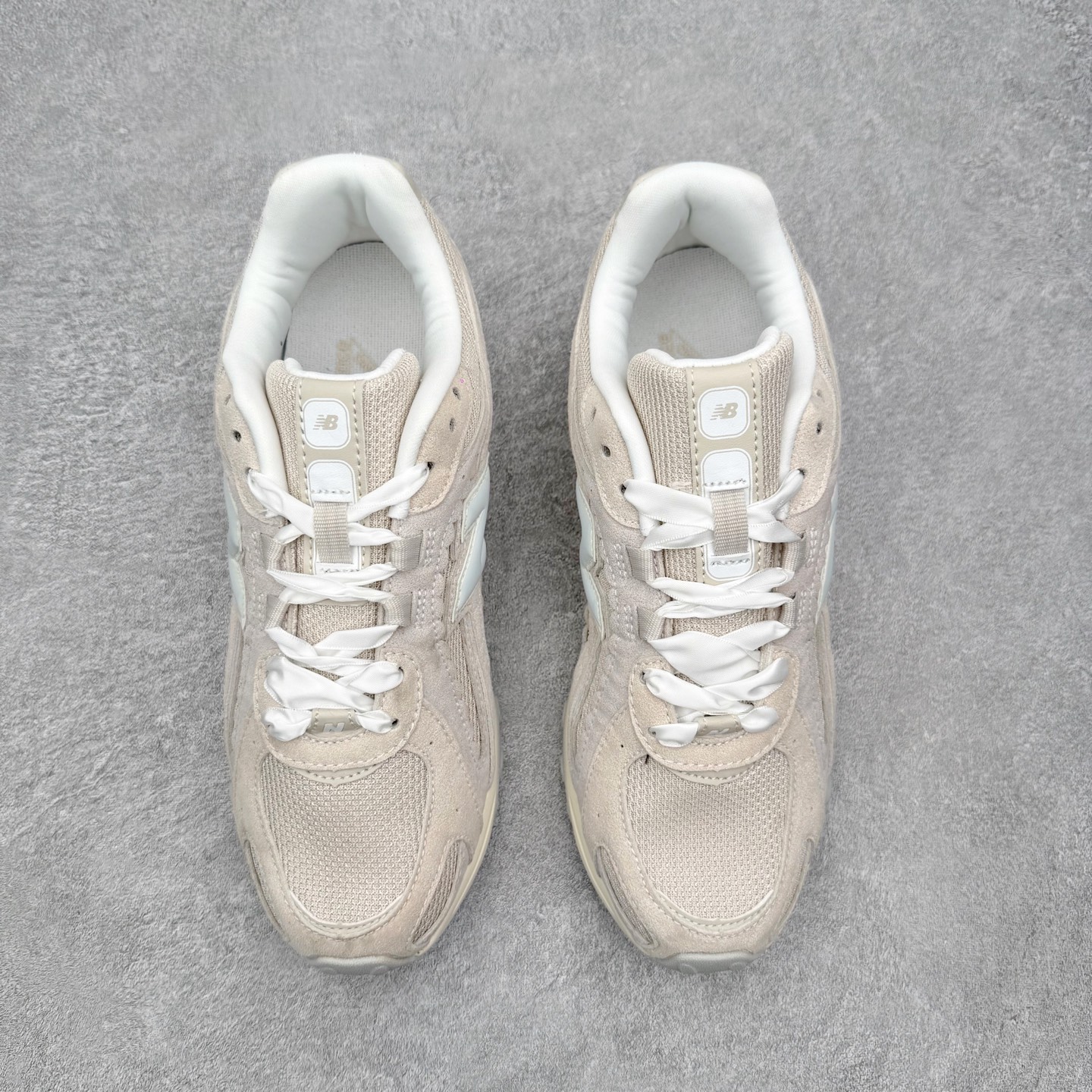 New Balance NB204L 舒适百搭耐磨轻便低帮 生活休闲鞋 男女同款 尺码：36 37 37