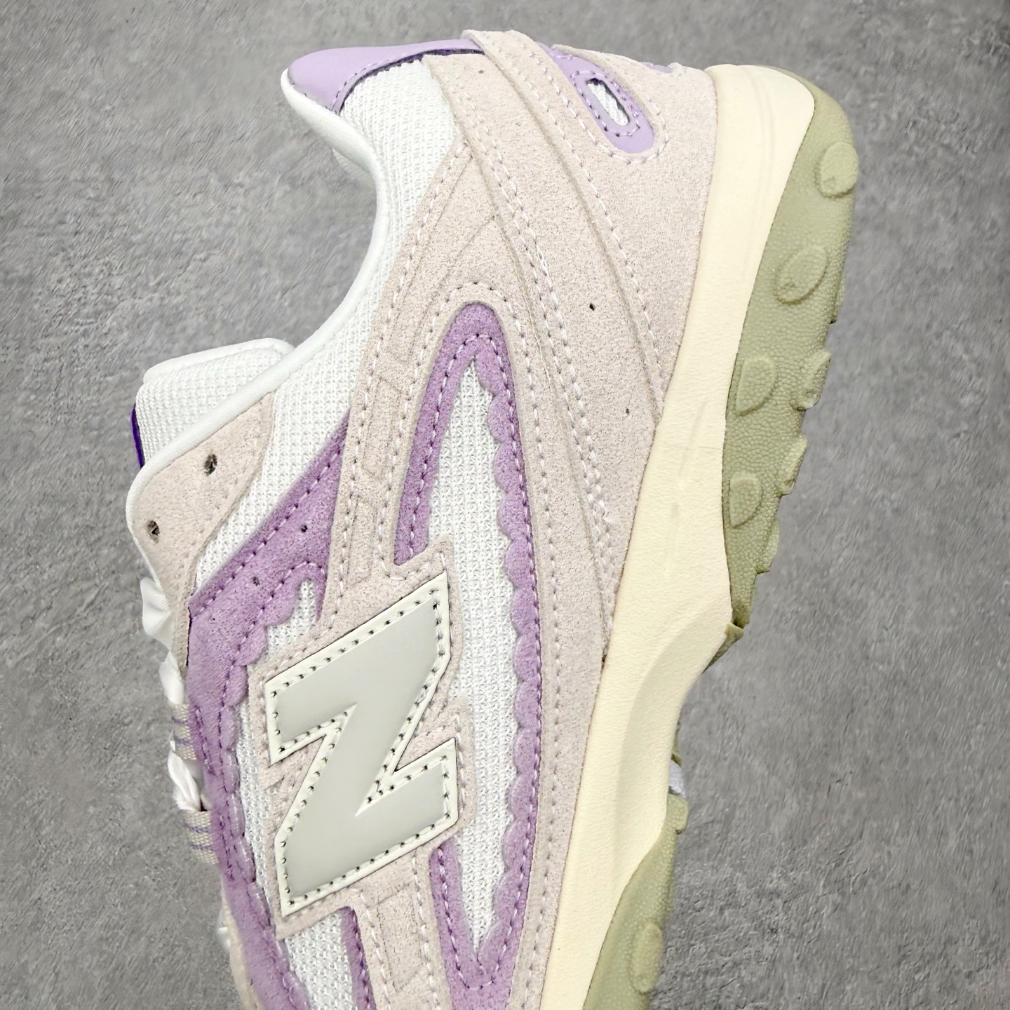 New Balance NB204L 舒适百搭耐磨轻便低帮 生活休闲鞋 男女同款 尺码：36 37 37