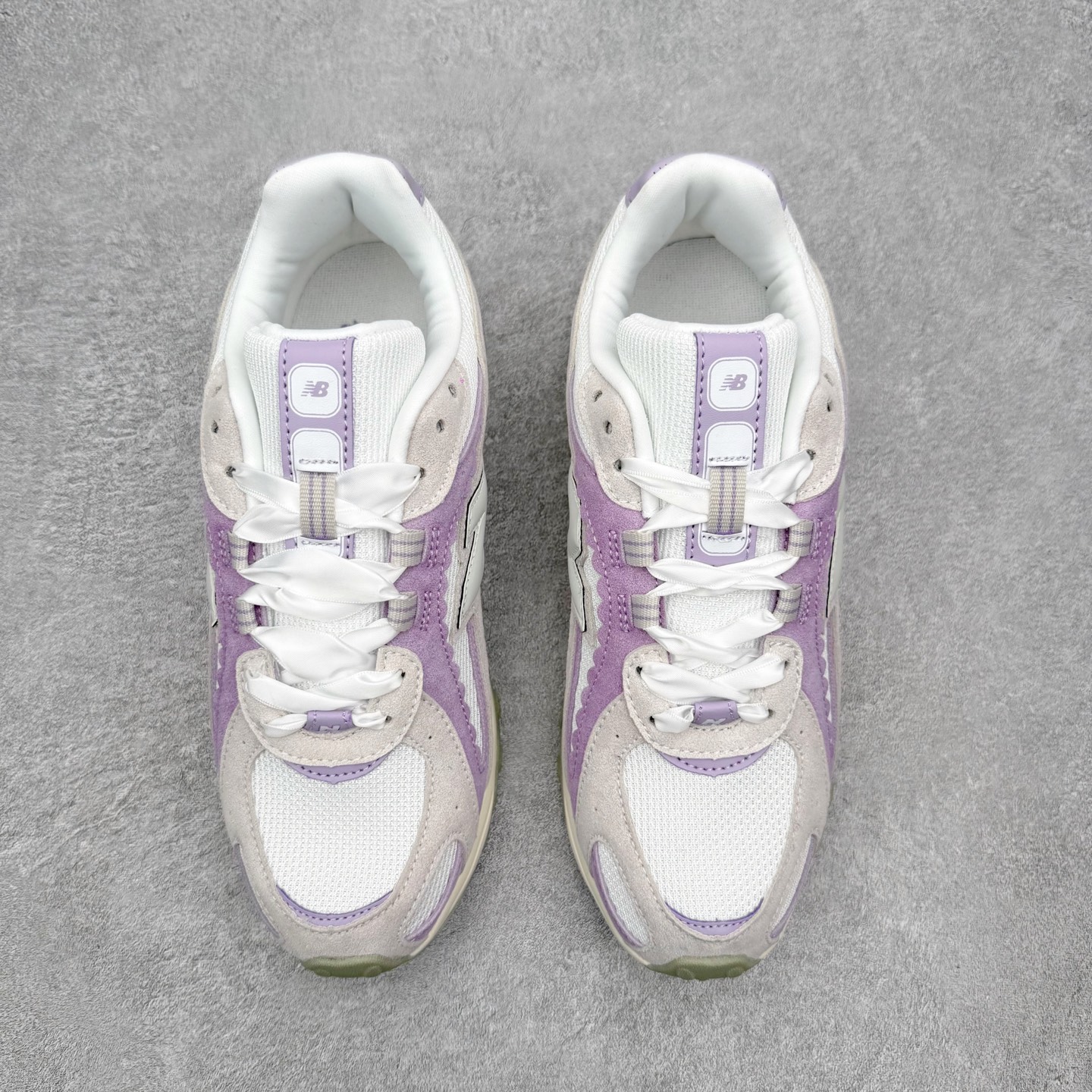 New Balance NB204L 舒适百搭耐磨轻便低帮 生活休闲鞋 男女同款 尺码：36 37 37