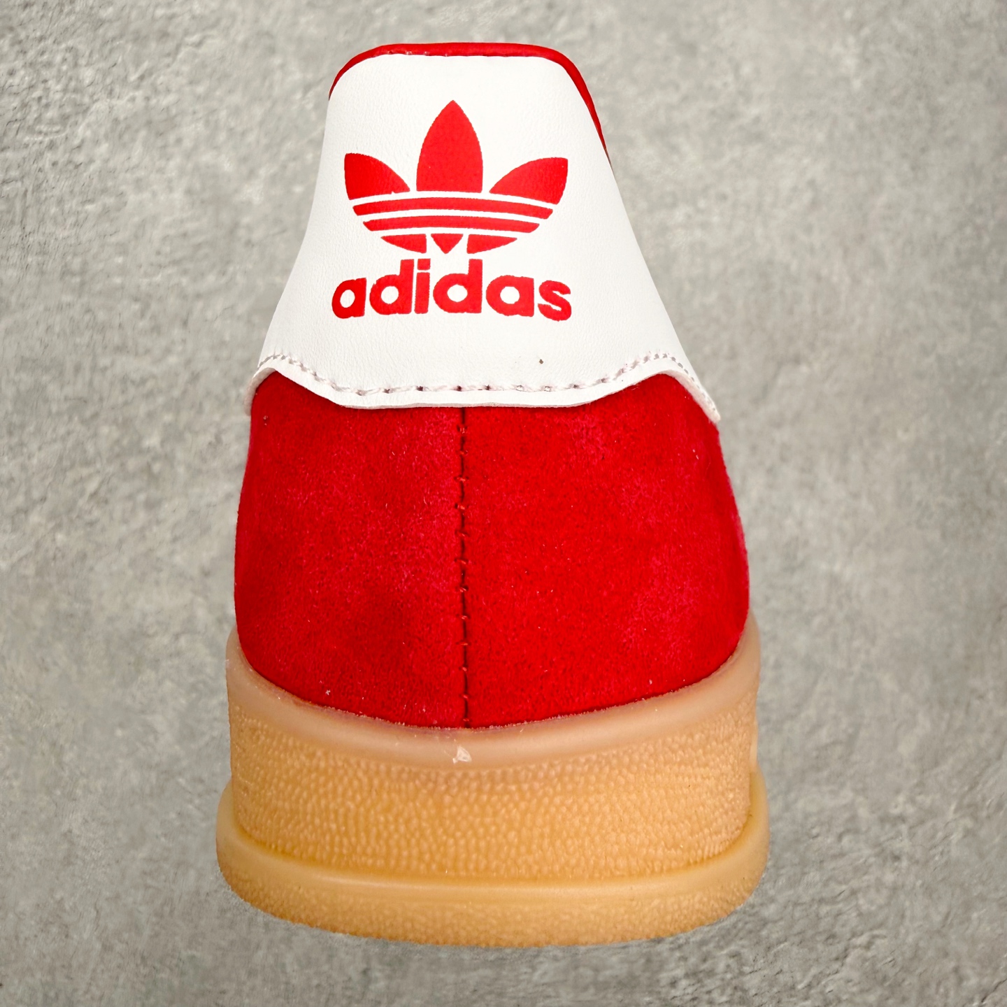 图片[8]-AD Gazelle Indoor Trainers 羚羊内训系列低帮复古百搭休闲运动德训风板鞋 IH9652 90年代经典的复刻版！自60年代以足球训练鞋面世以来,Gazelle就以其经典设计席卷全球。1991年版本的复刻,再造经典Gazelle。采用皮革打造,搭配浊色细节,让这款经典更加简约。尺码：36 36⅔ 37⅓ 38 38⅔ 39⅓ 40 40⅔ 41⅓ 42 42⅔ 43⅓ 44⅓ 44⅔ 45-选品中心