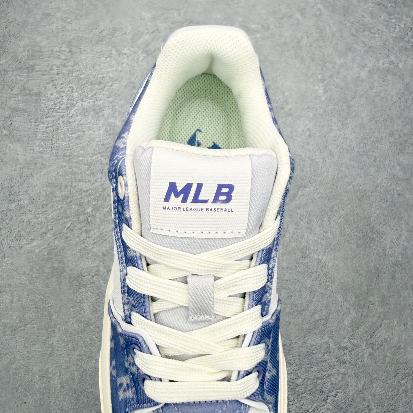 MLB Chunky Liner 舒适时尚低帮生活休闲鞋 男女同款 目前可过轻松秒过各类鉴定 能操作的私