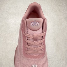 #福利特价‼️Alo yoga Alo Runner 舒适百搭防滑耐磨低帮跑步鞋 Alo Yoga于20 #福利特价‼️Alo yoga Alo Runner 舒适百搭防滑耐磨低帮跑步鞋 Alo Yoga于20