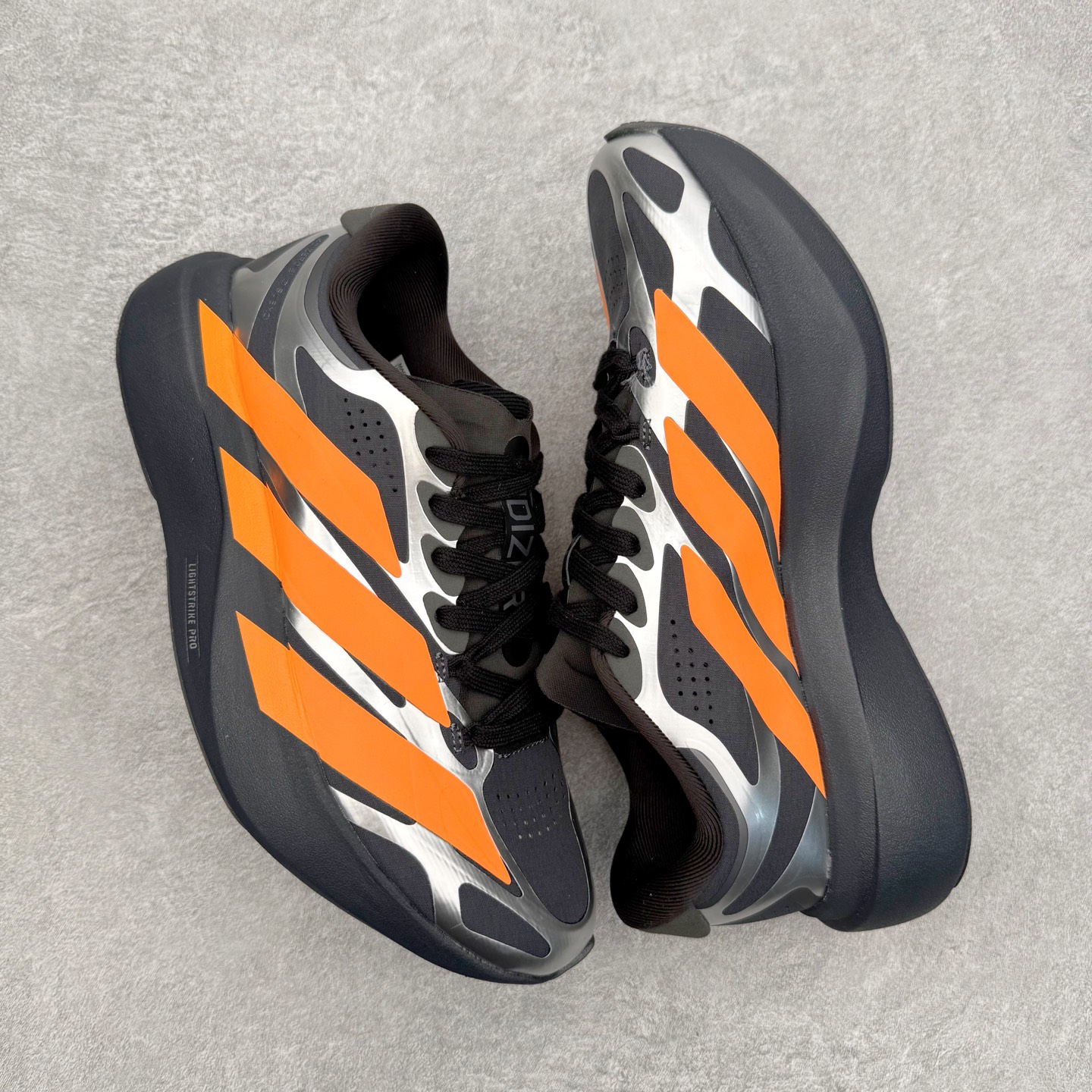 AD Adizero EVO SL EXO 马拉松竞速专业跑鞋 CELERMESH针织网面非常轻薄 纤维