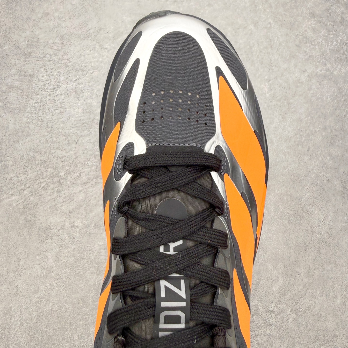 AD Adizero EVO SL EXO 马拉松竞速专业跑鞋 CELERMESH针织网面非常轻薄 纤维