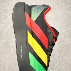 AD Adizero EVO SL M 马拉松竞速专业跑鞋 CELERMESH针织网面非常轻薄 纤维间的 AD Adizero EVO SL M 马拉松竞速专业跑鞋 CELERMESH针织网面非常轻薄 纤维间的