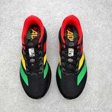 AD Adizero EVO SL M 马拉松竞速专业跑鞋 CELERMESH针织网面非常轻薄 纤维间的 AD Adizero EVO SL M 马拉松竞速专业跑鞋 CELERMESH针织网面非常轻薄 纤维间的